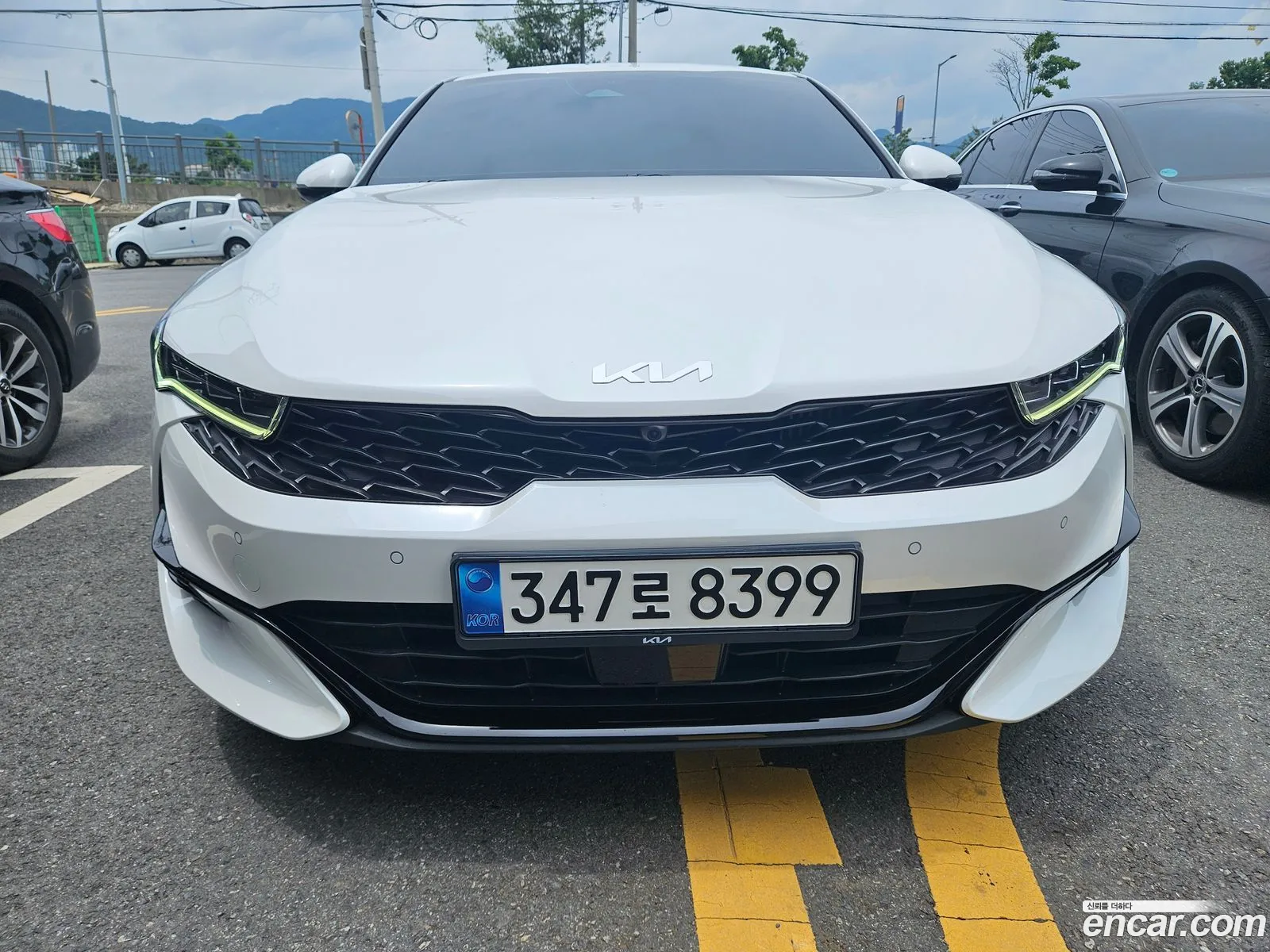 Kia K5 2023 — 8