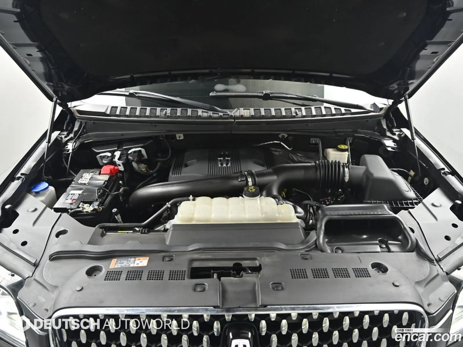 Lincoln Navigator 2023 — 4