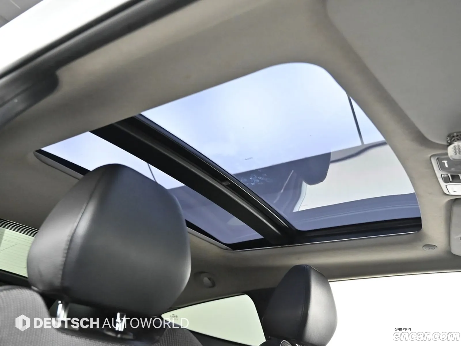 Hyundai Veloster 2011 — 13