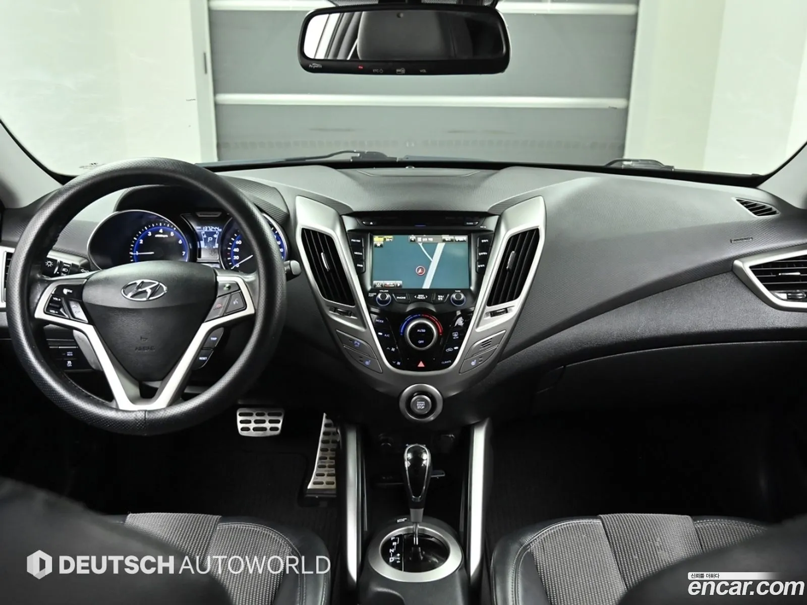 Hyundai Veloster 2011 — 2