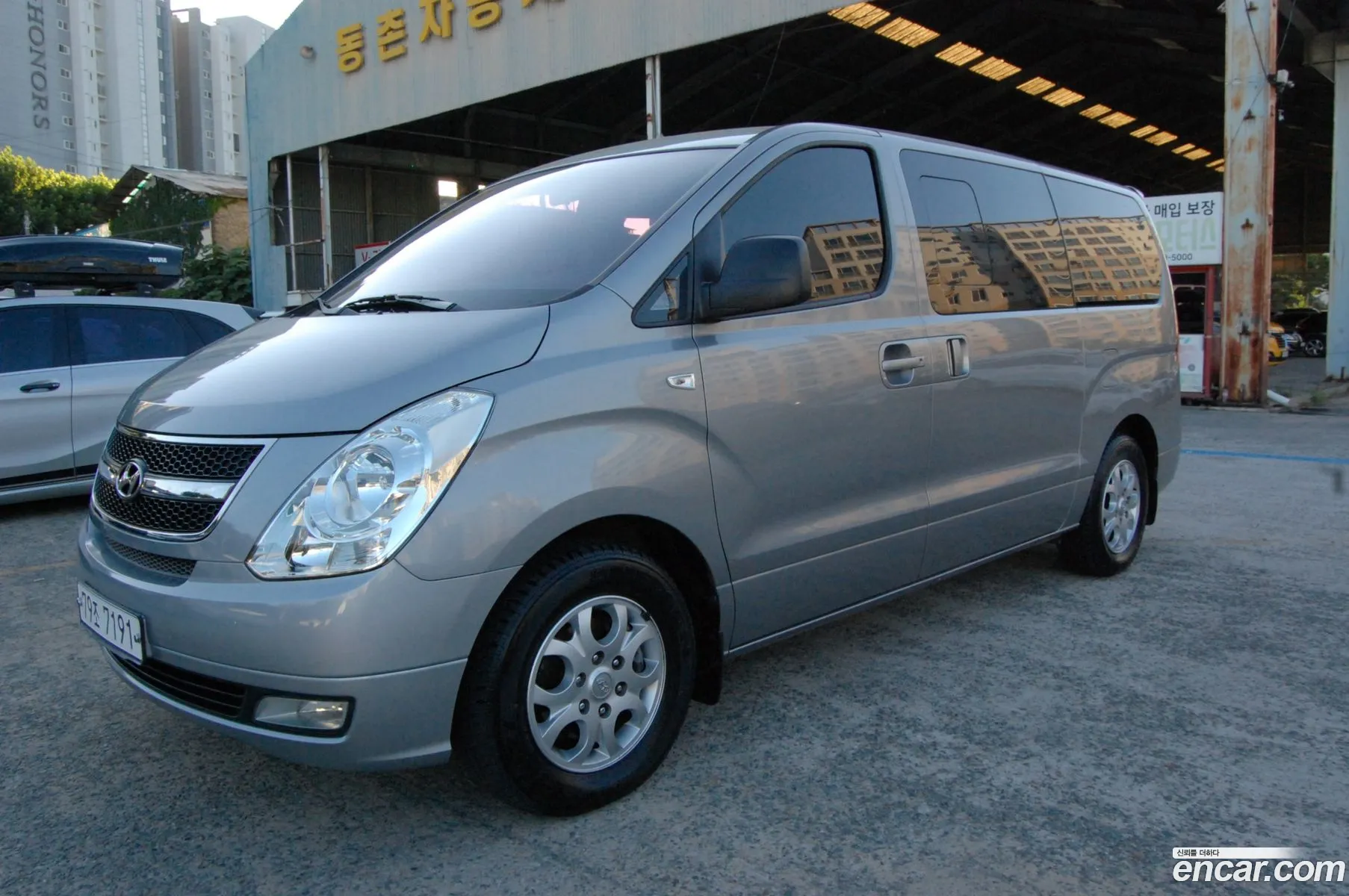 Hyundai Grand Starex 2012 — 5