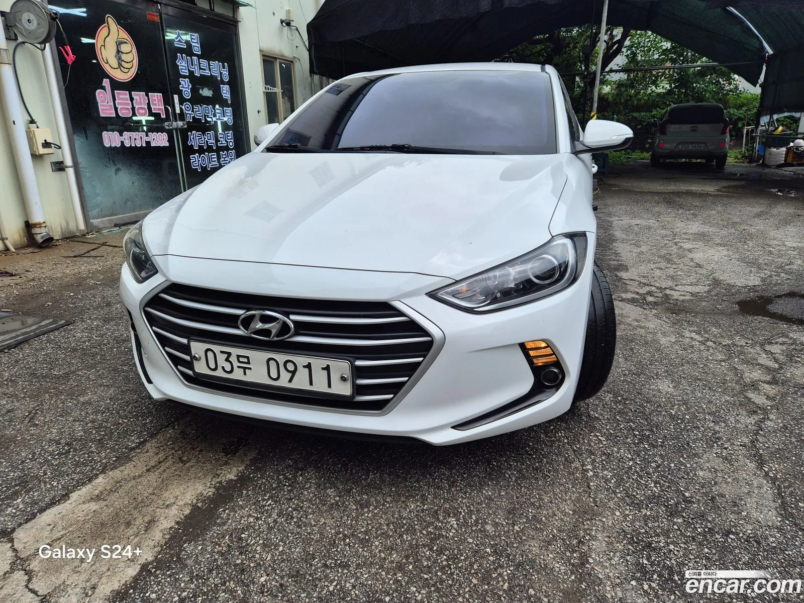 Hyundai Elantra AD 2015 — 2