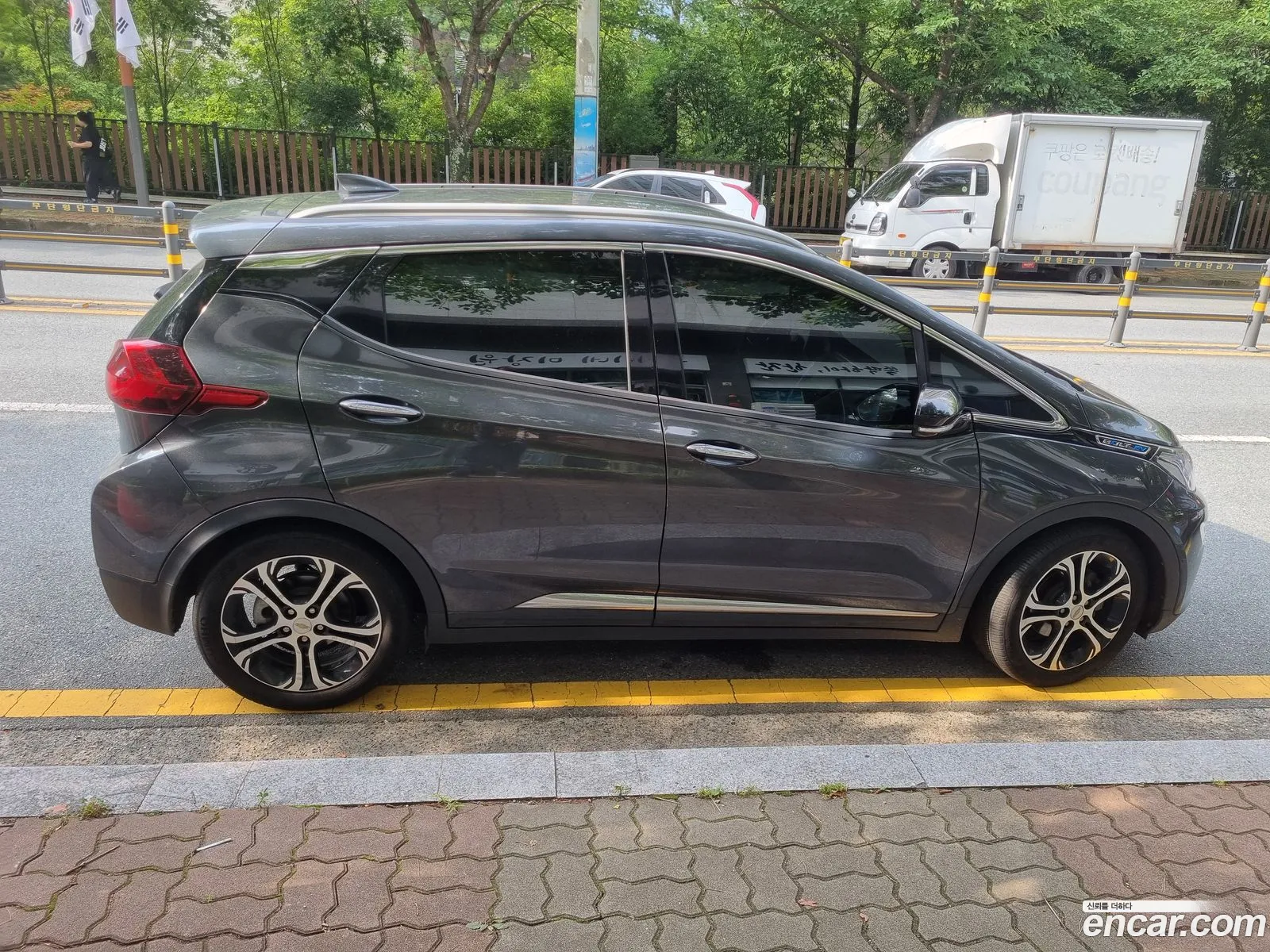 Chevrolet (GM Daewoo) Bolt EV 2017 — 4
