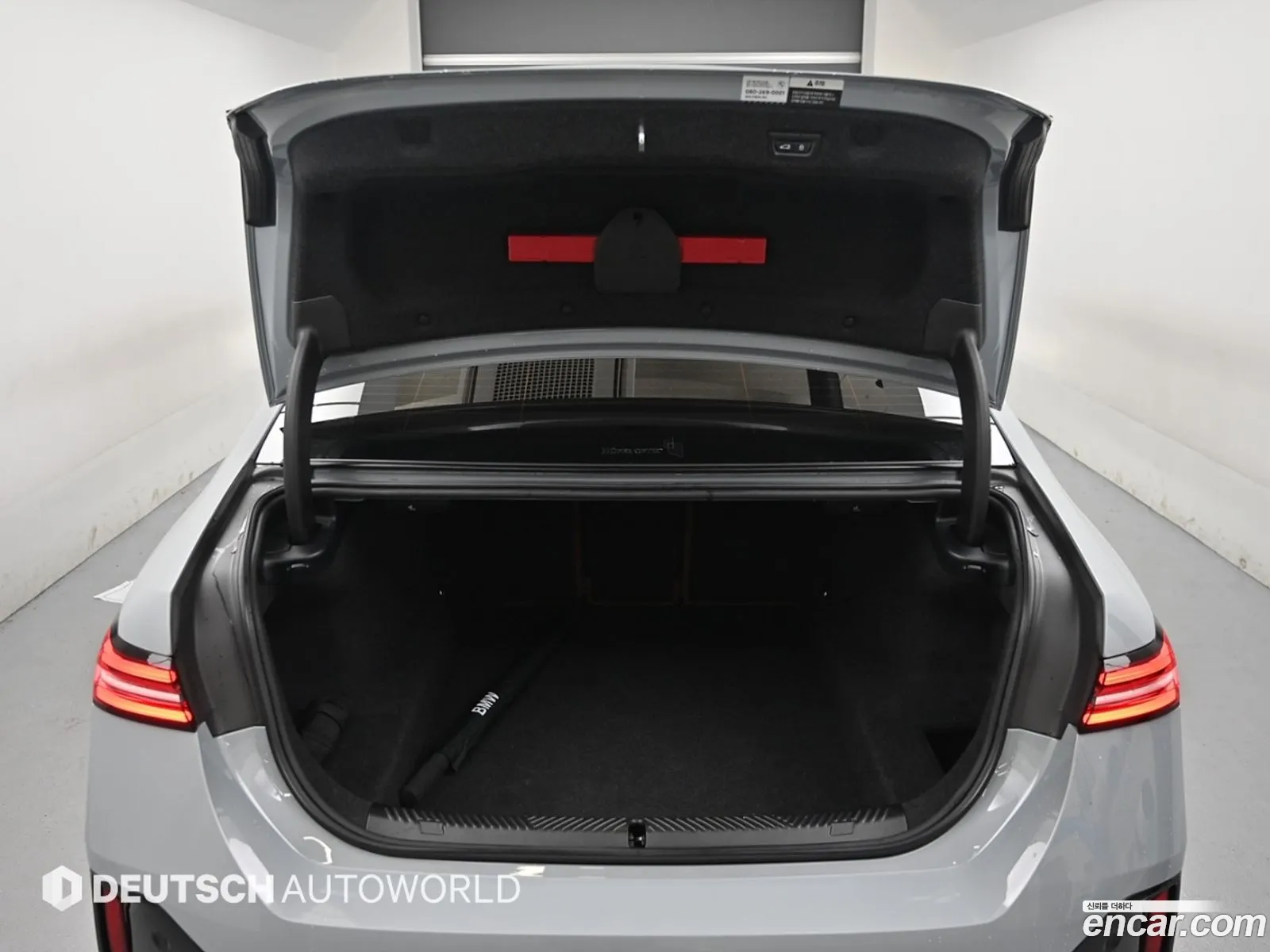 BMW 5 Series 2024 — 18