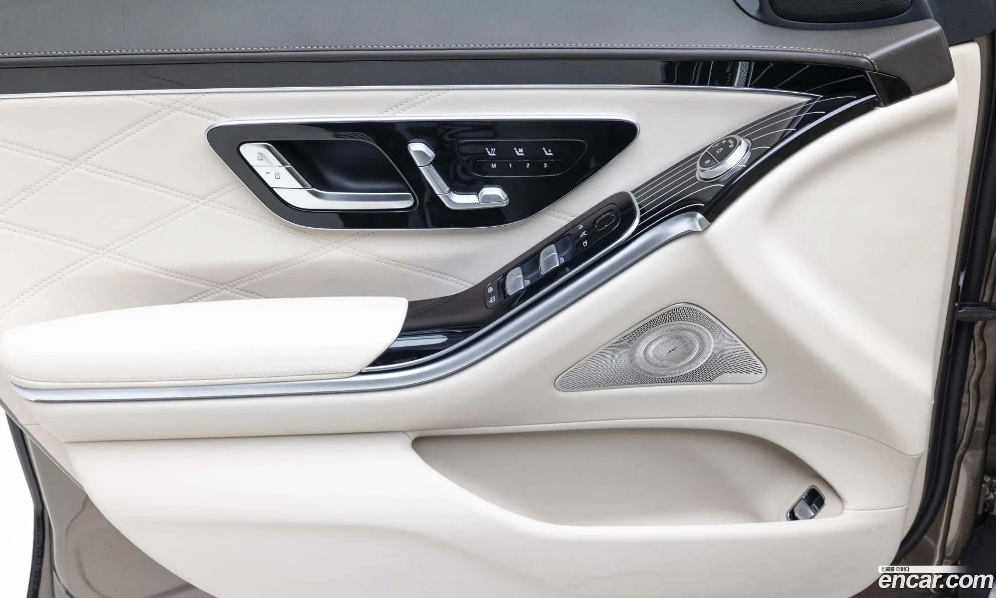 Mercedes-Benz S-Class W223 2025 — 15