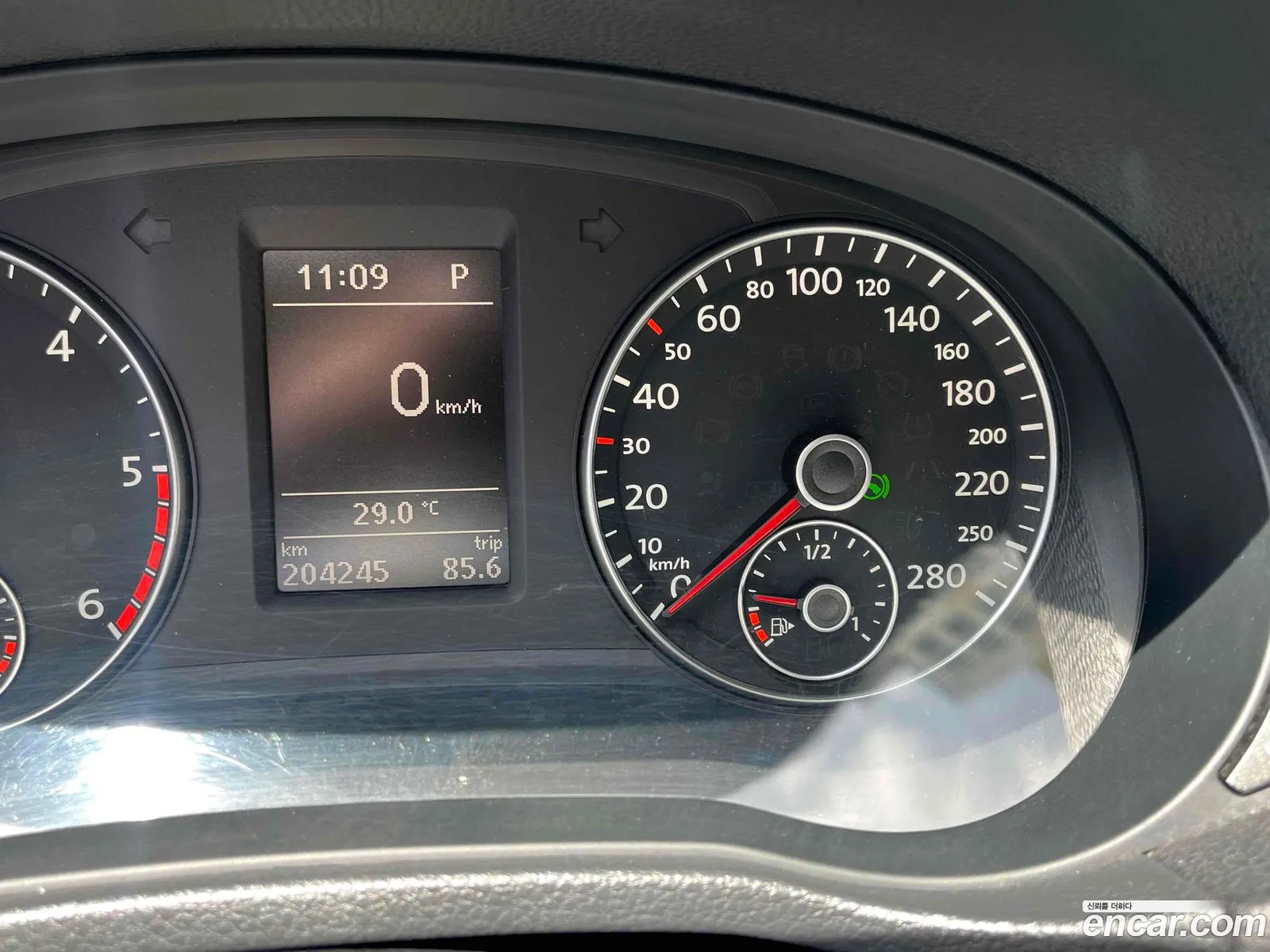 Volkswagen Passat 2014 — 17