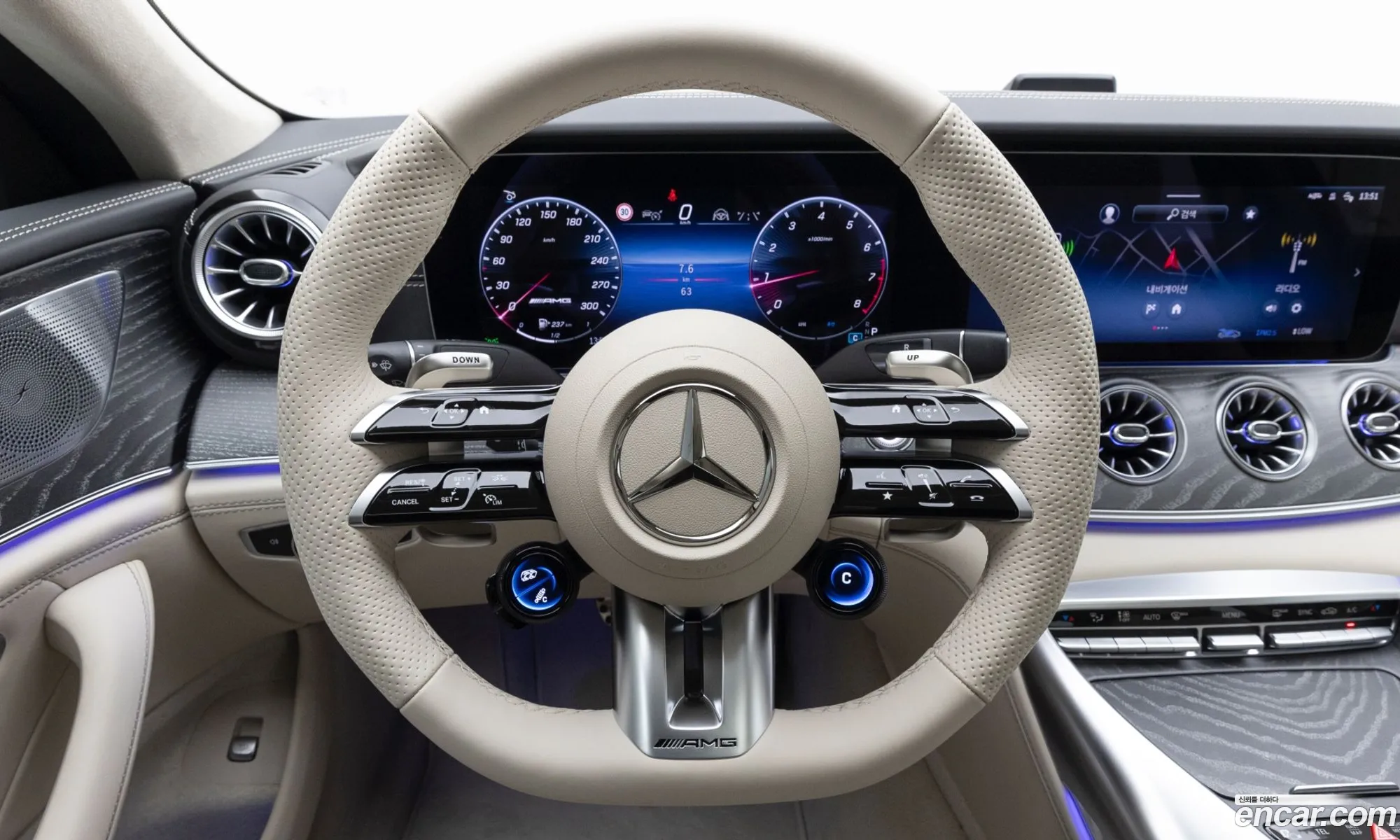 Mercedes-Benz AMG GT 2025 — 20