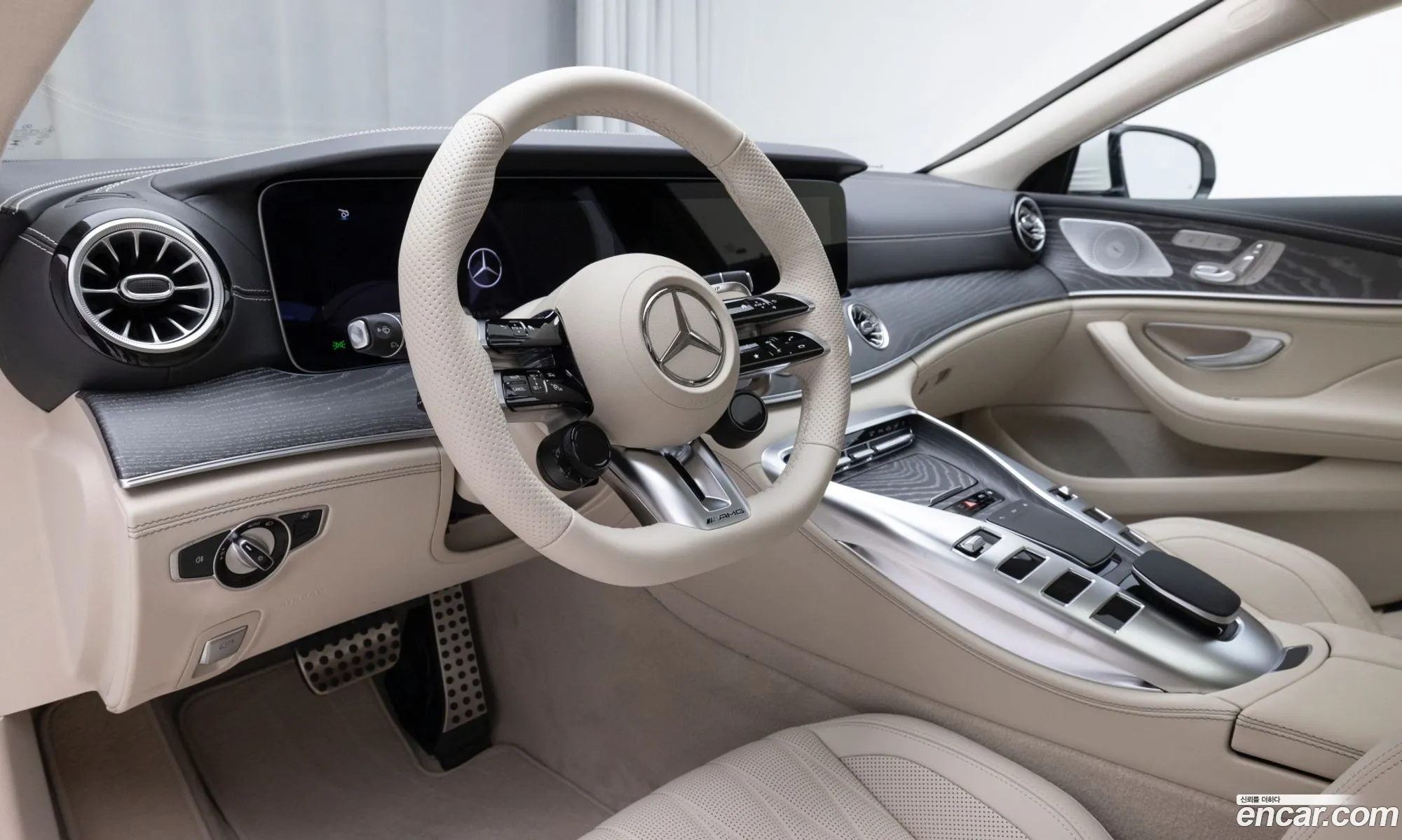 Mercedes-Benz AMG GT 2025 — 6
