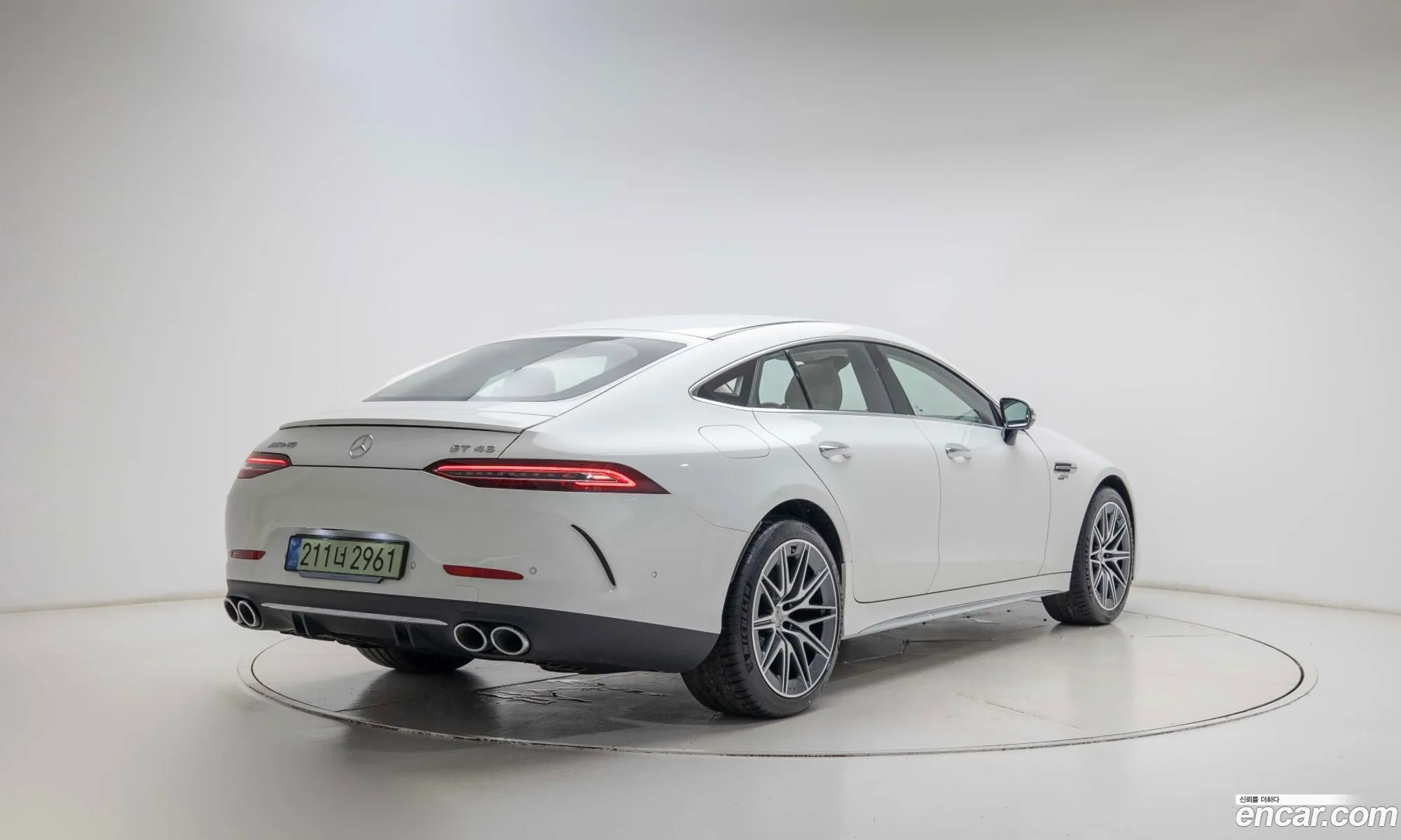 Mercedes-Benz AMG GT 2025 — 18