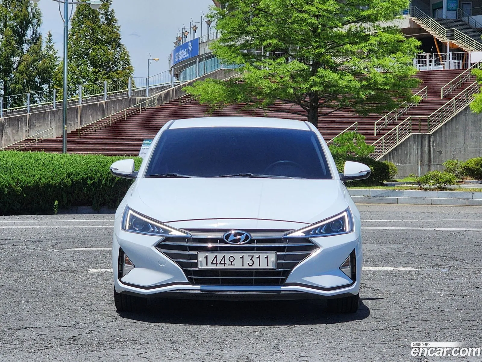 Hyundai Elantra AD 2019 — 4