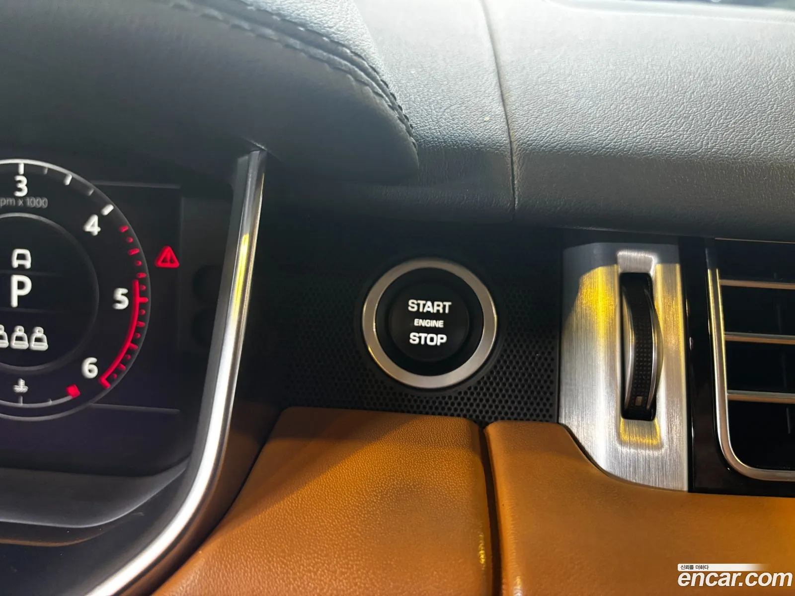 Land Rover Range Rover 2020 — 17