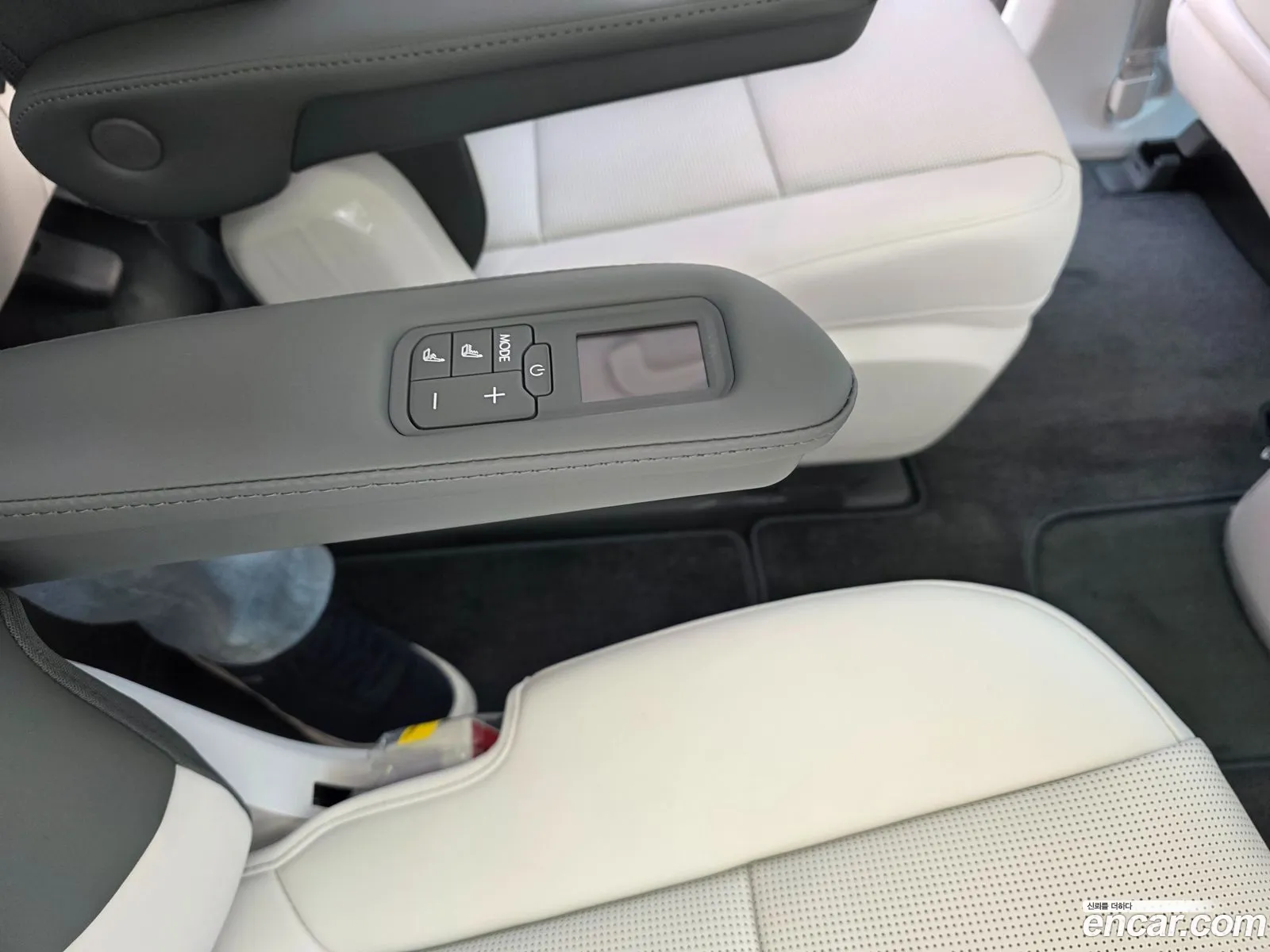 Hyundai Ioniq 9 2026 — 6