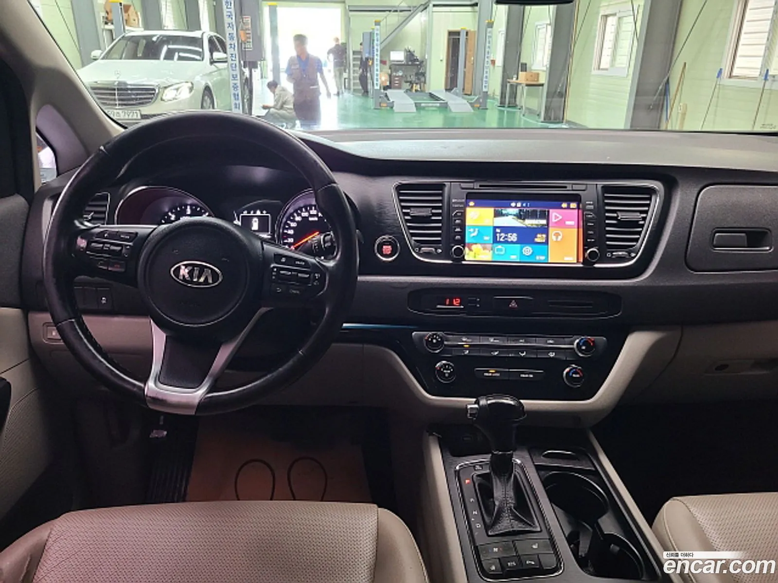 Kia Carnival 2016 — 20