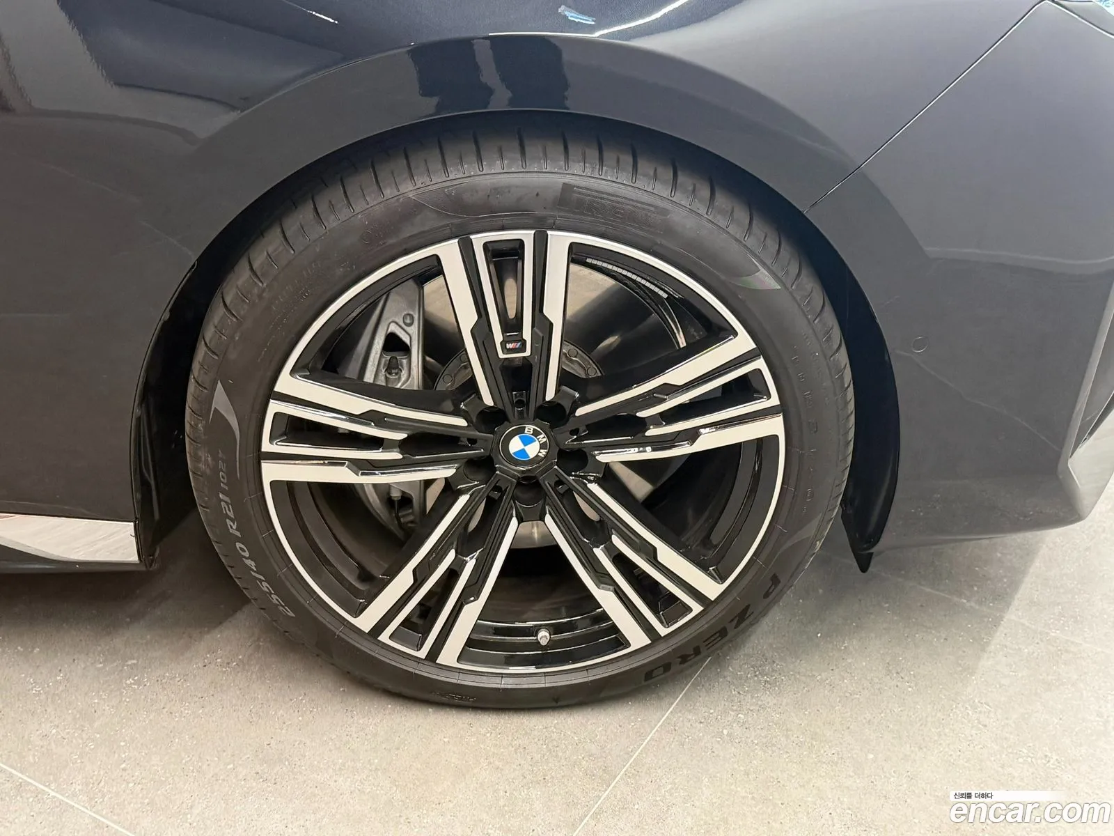 BMW 7 Series 2025 — 18