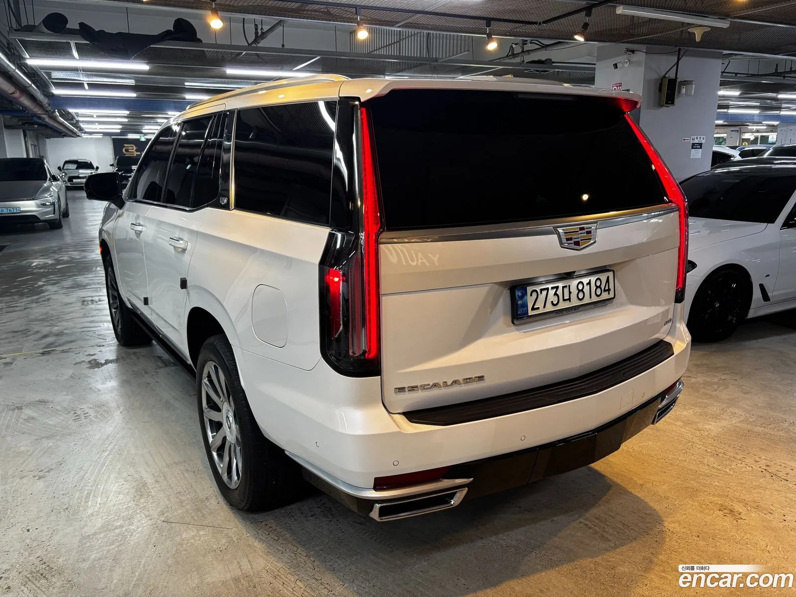 Cadillac Escalade 2021 — 19