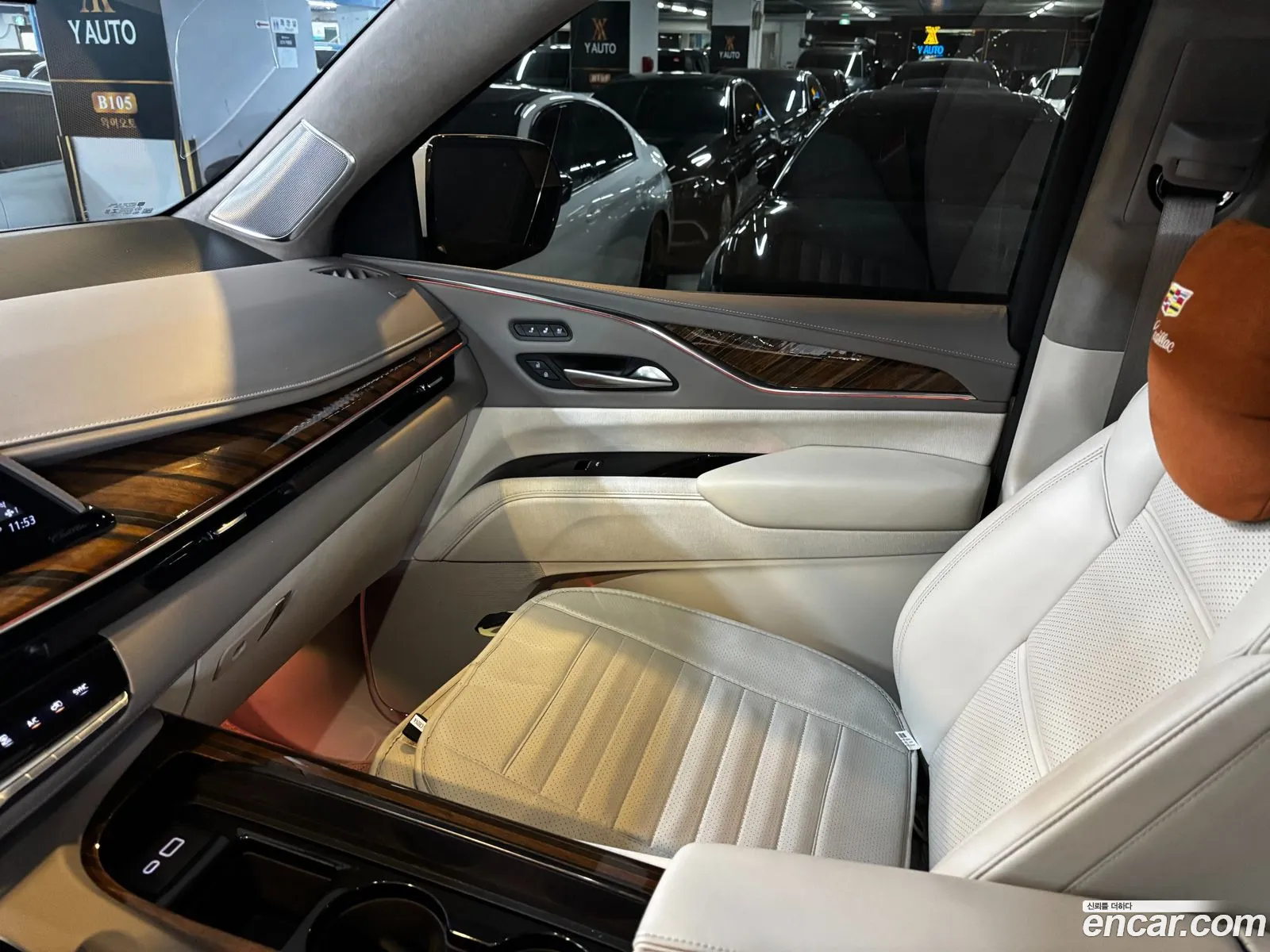 Cadillac Escalade 2021 — 14