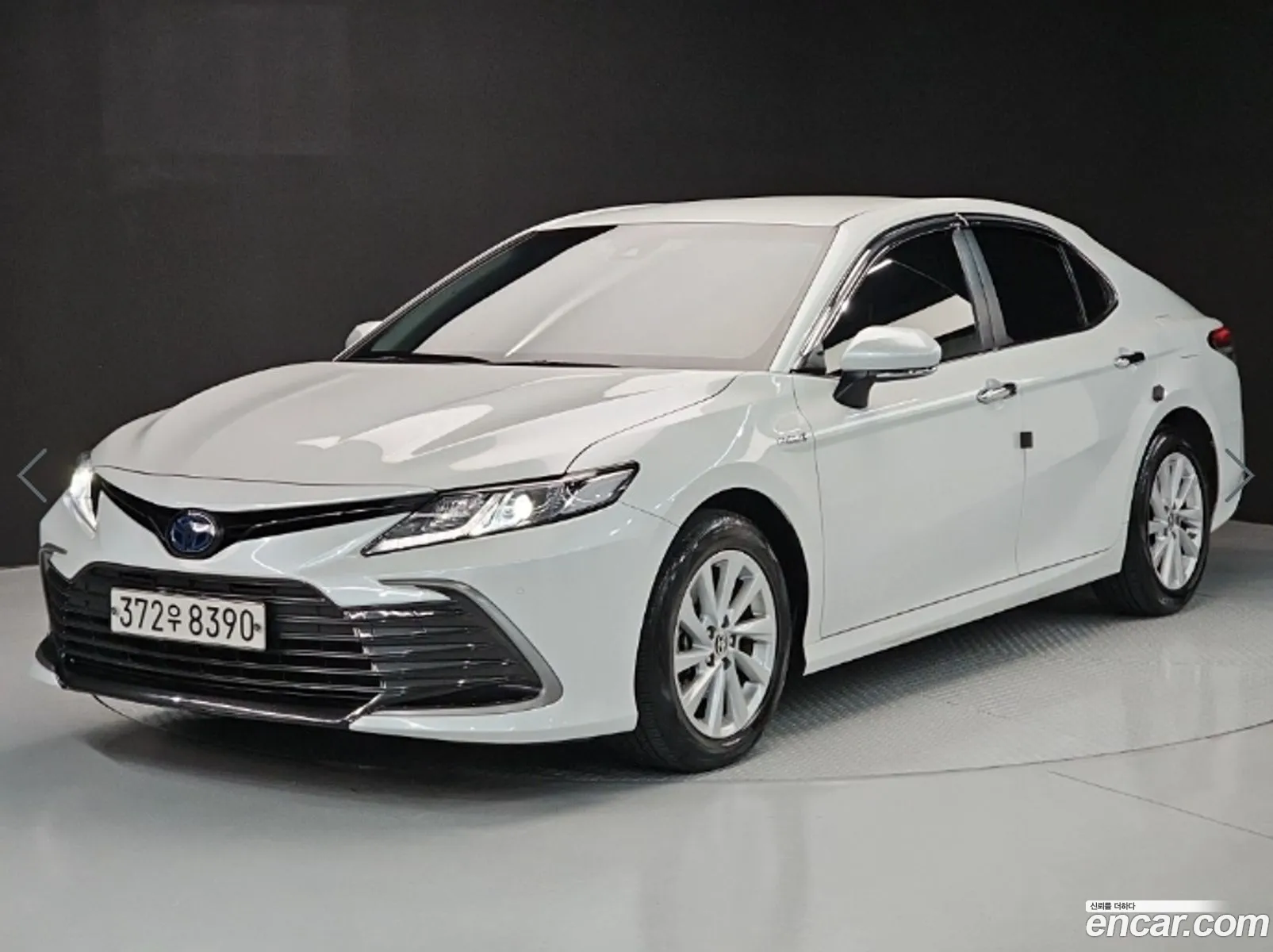 Toyota Camry 2024 — 4