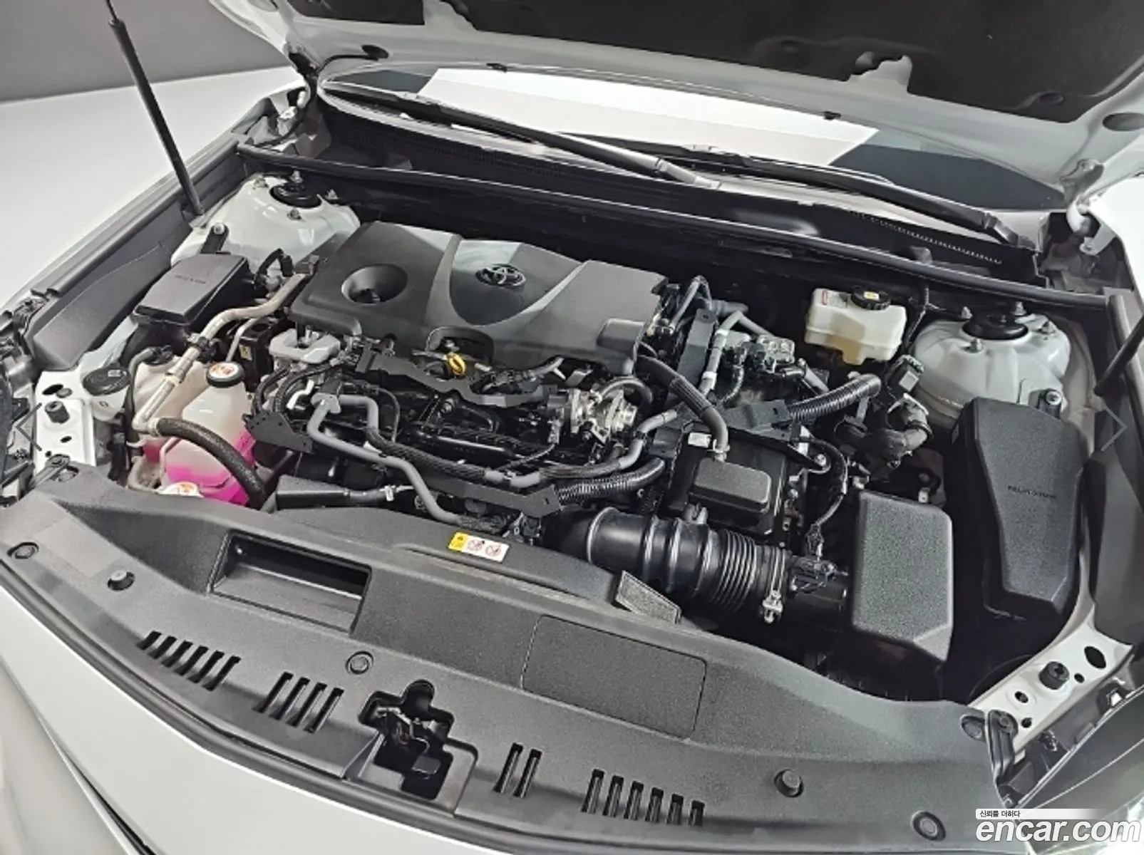 Toyota Camry 2024 — 5