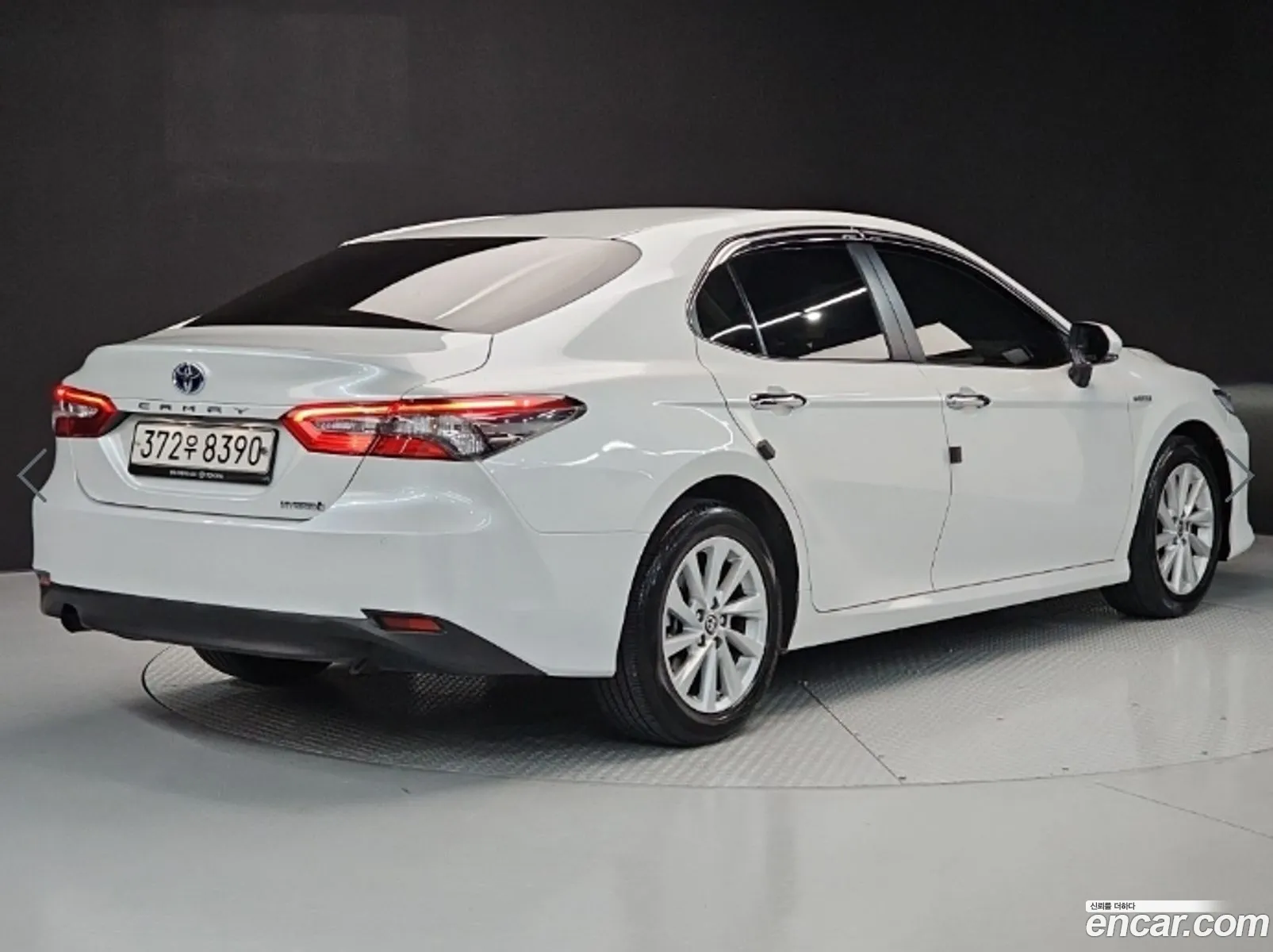 Toyota Camry 2024 — 2