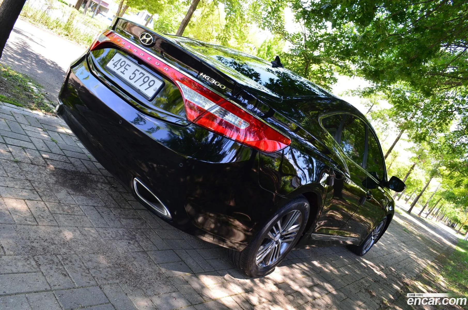 Hyundai Grandeur HG 2014 — 19