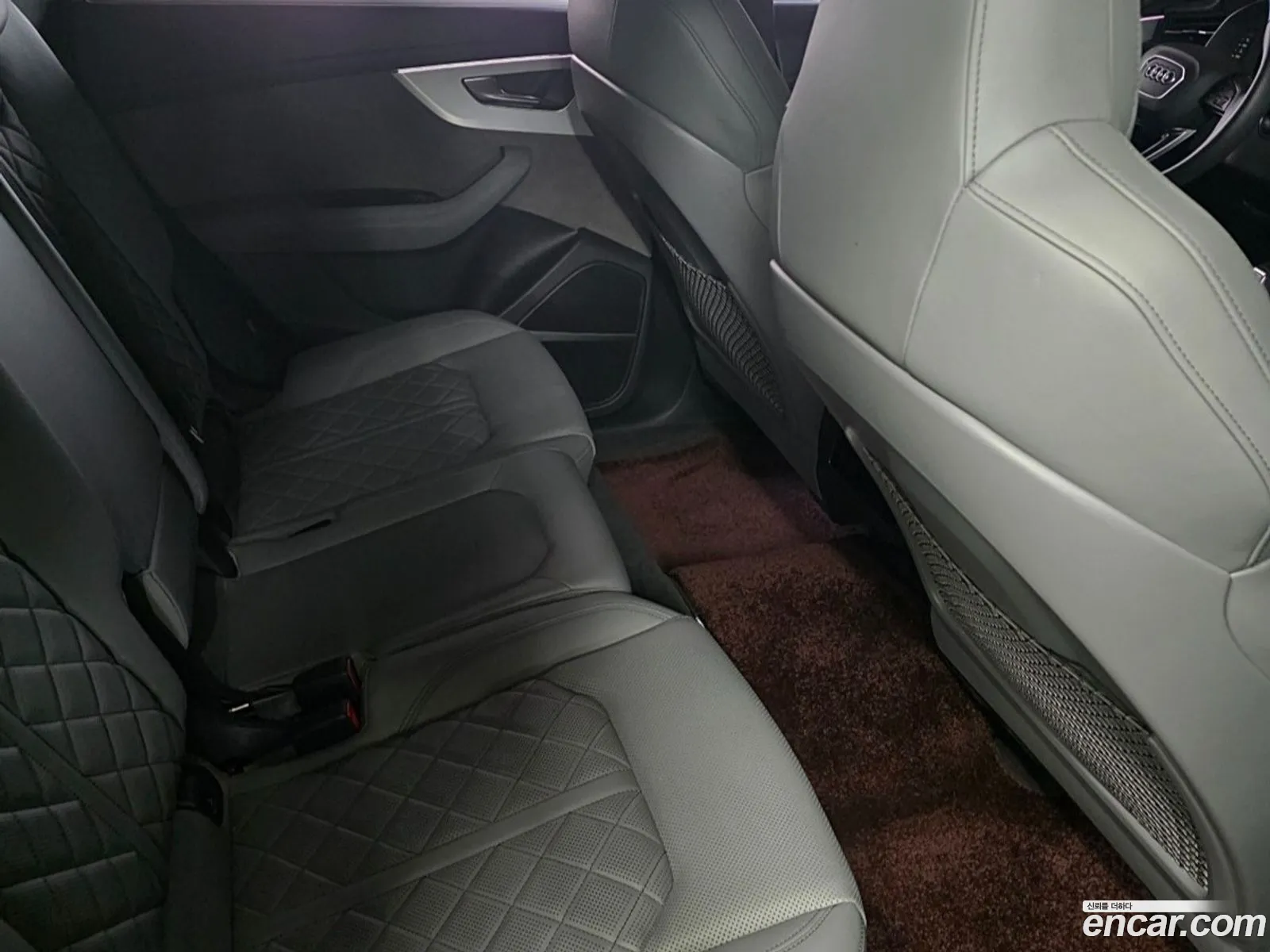Audi Q8 2022 — 20