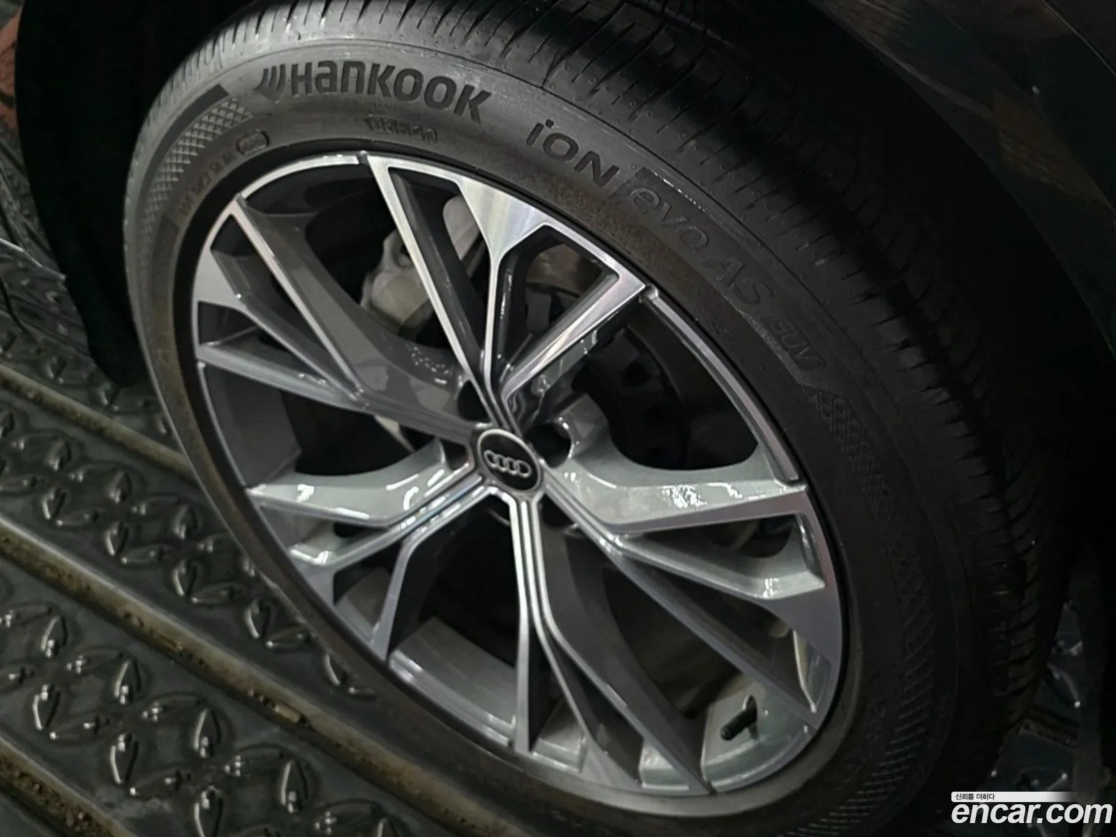 Audi Q8 2022 — 10