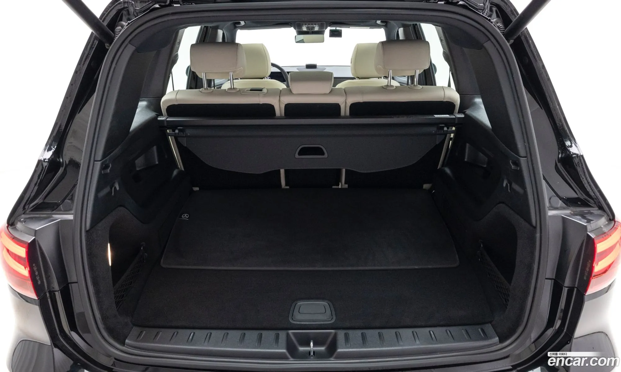 Mercedes-Benz EQB X243 2025 — 2