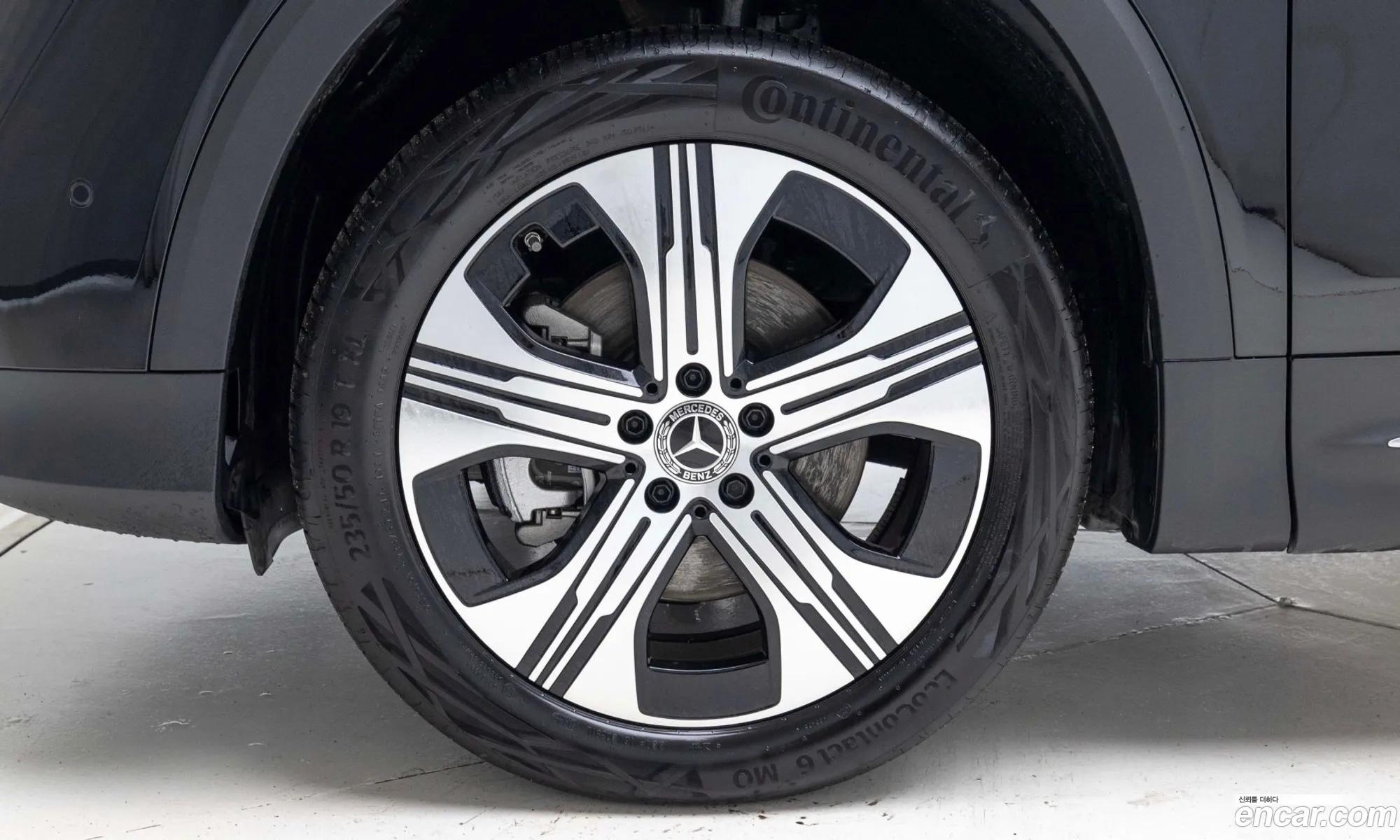 Mercedes-Benz EQB X243 2025 — 6