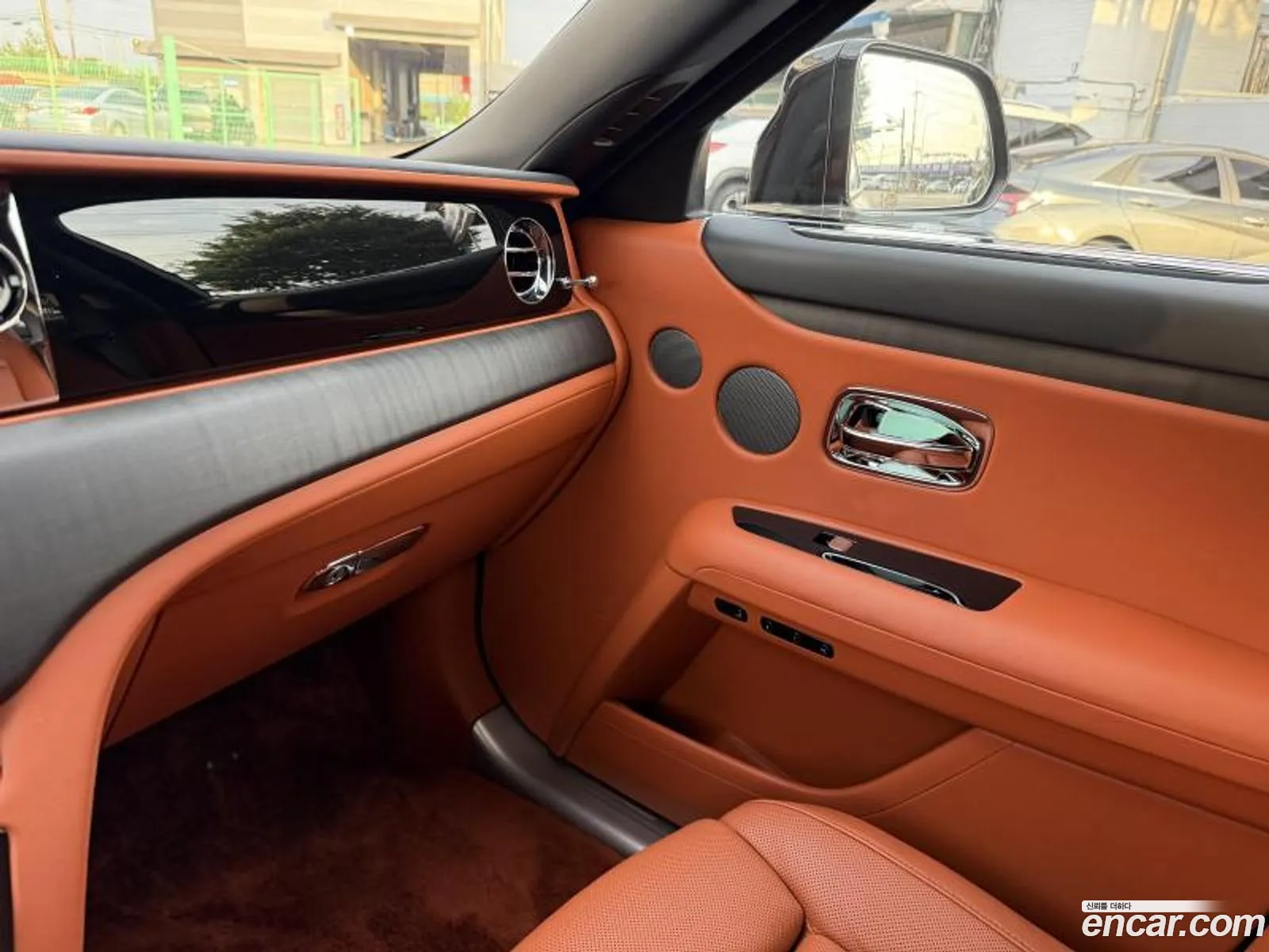 Rolls-Royce Ghost 2021 — 17