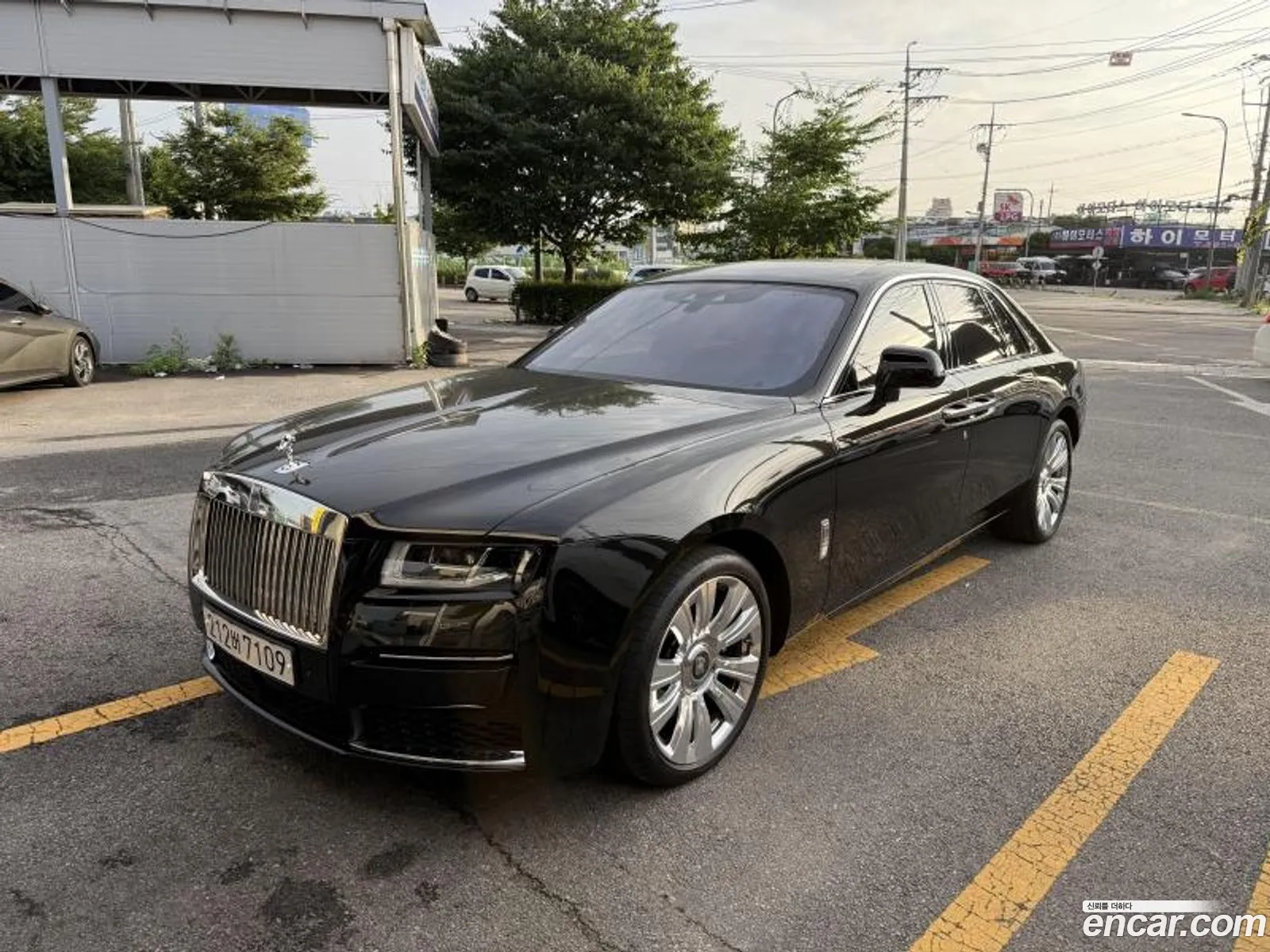 Rolls-Royce Ghost 2021 — 3
