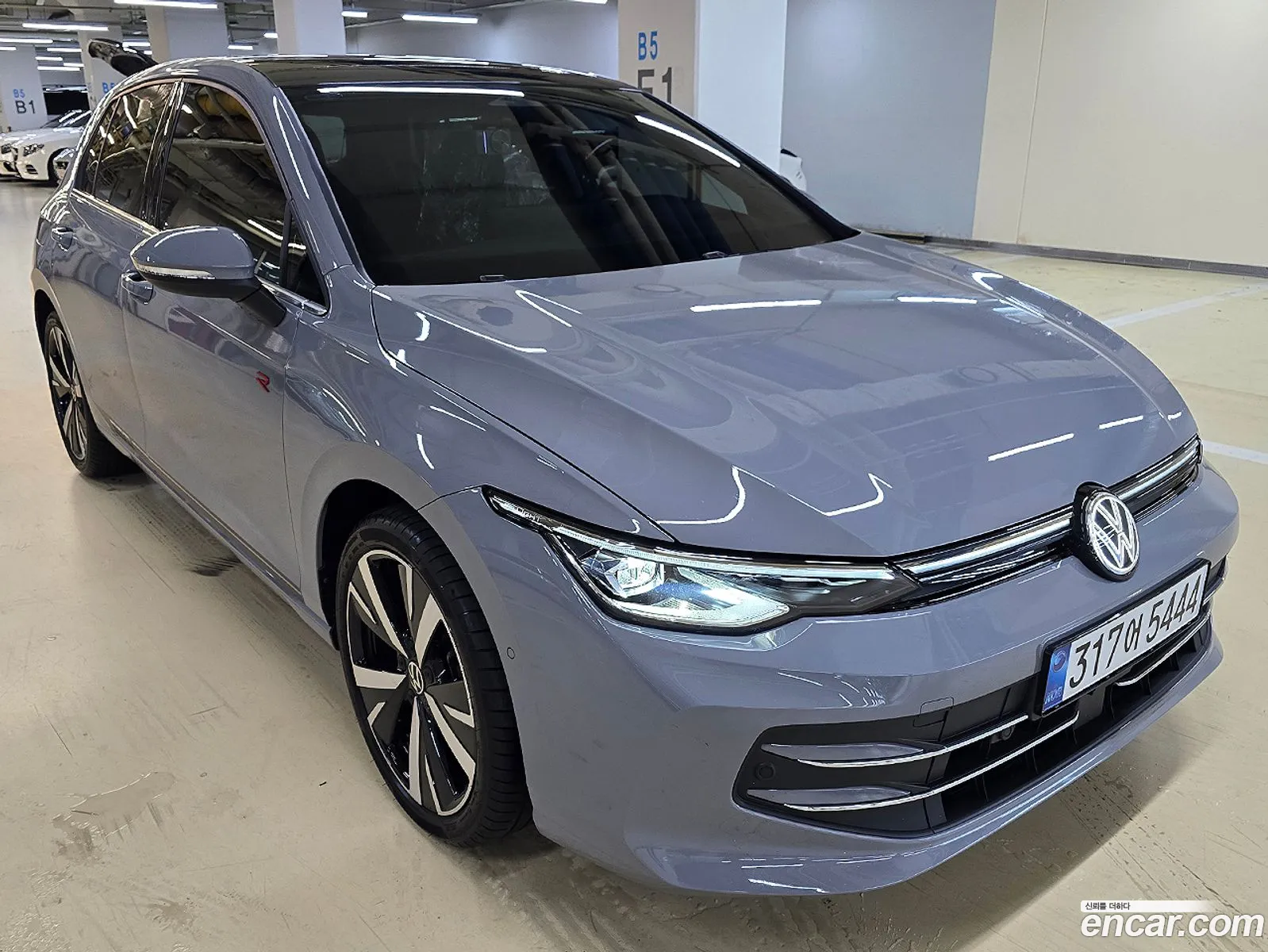 Volkswagen Golf 8th Gen 2026 — 14