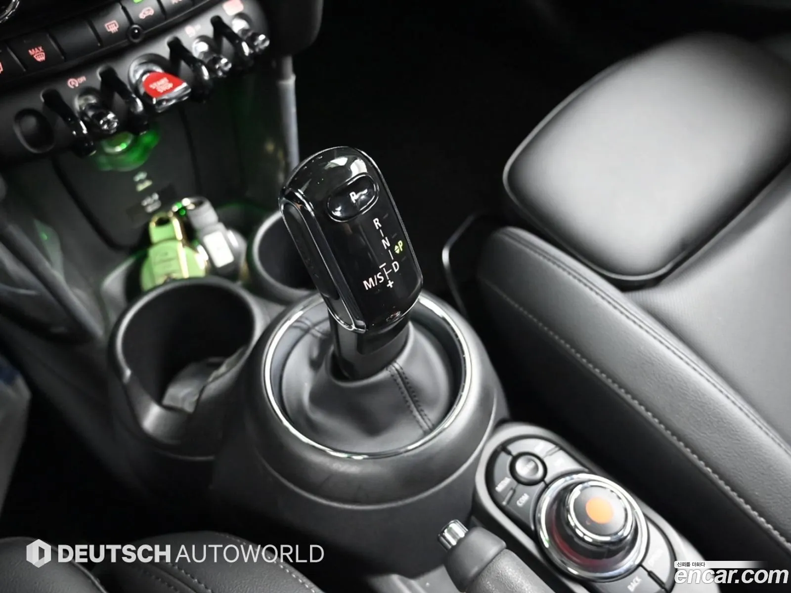 Mini Cooper 2021 — 3
