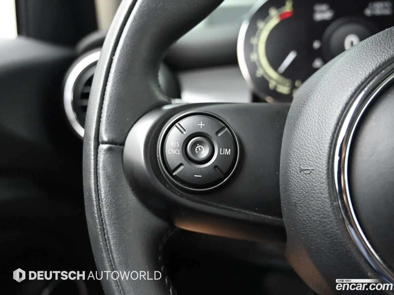 Mini Cooper 2021 — 11