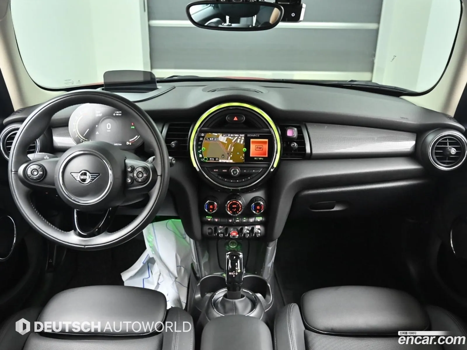 Mini Cooper 2021 — 18