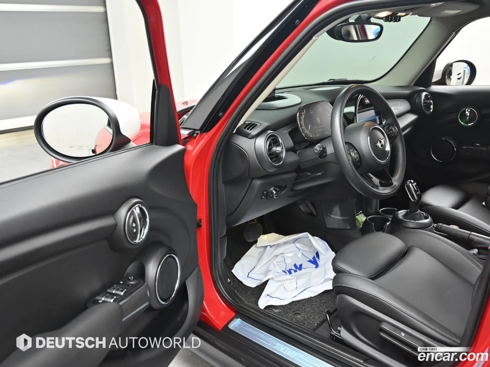 Mini Cooper 2021 — 16