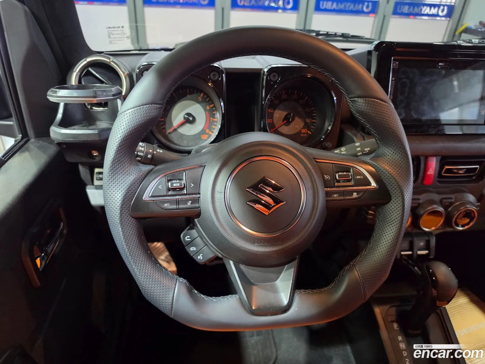 Suzuki Jimny 2025 — 14