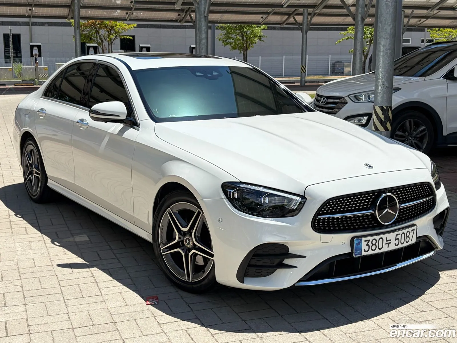 Mercedes-Benz E-Class W213 2023 — 18