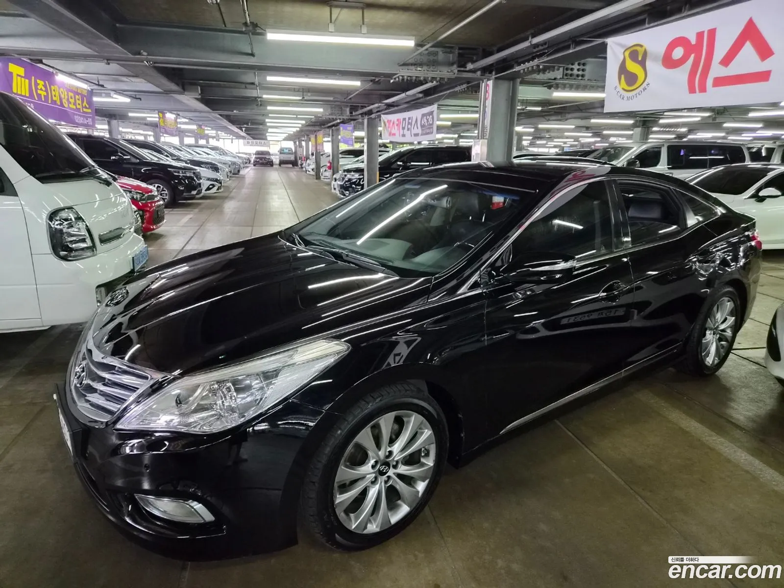 Hyundai Grandeur HG 2012 — 19