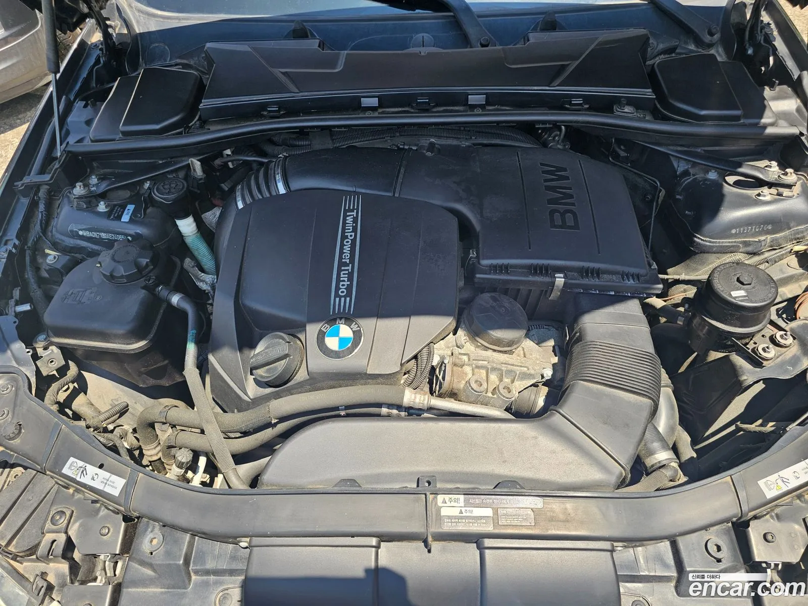 BMW 3 Series 2010 — 17