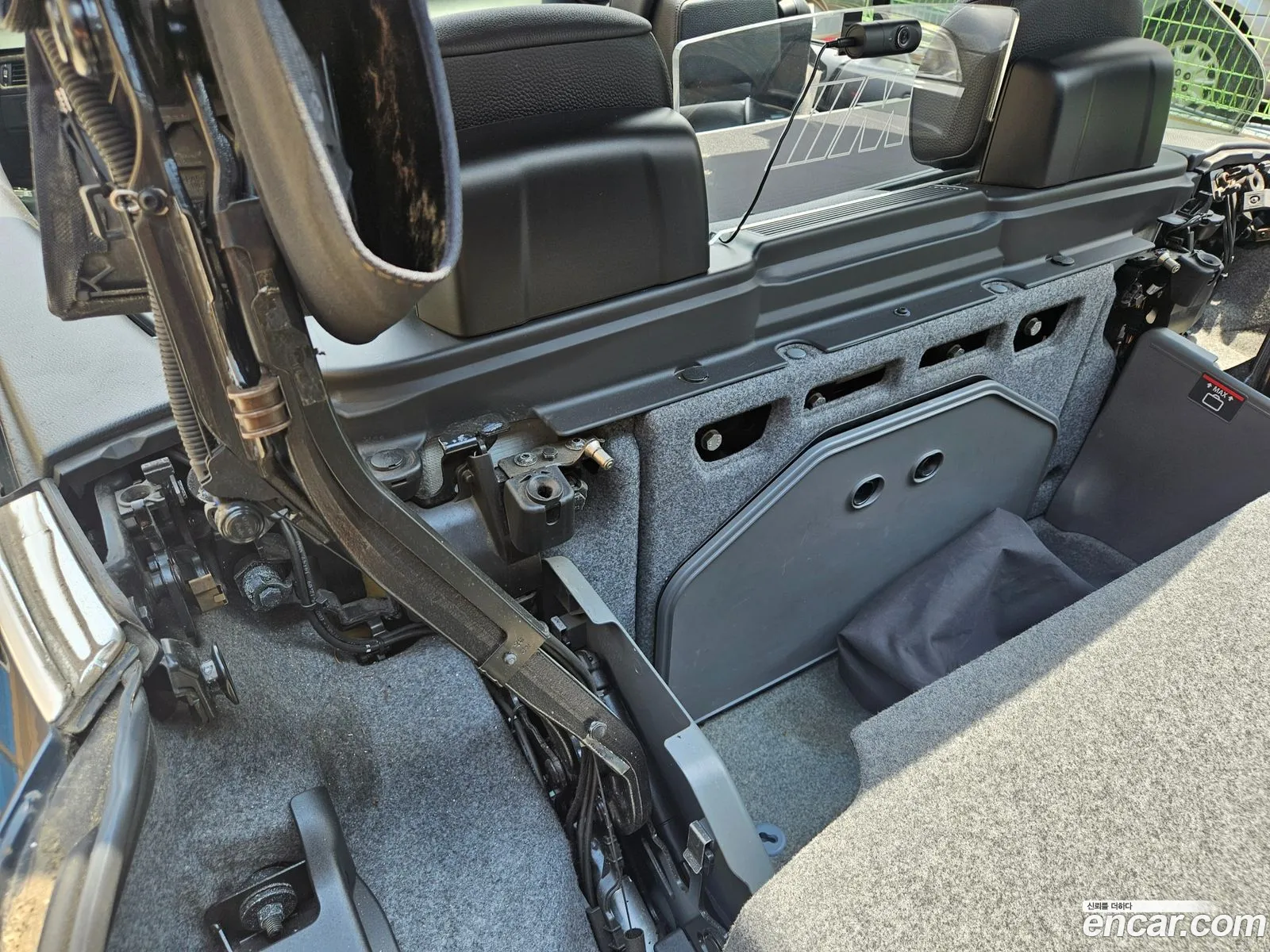 BMW 3 Series 2010 — 13