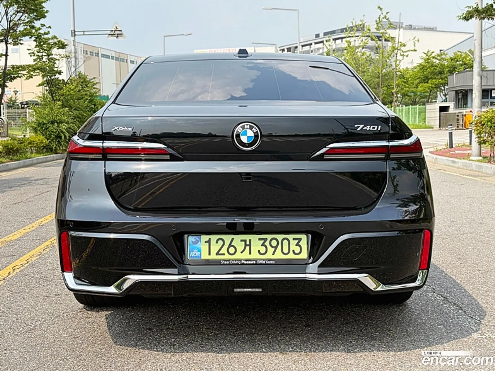 BMW 7 Series 2025 — 13