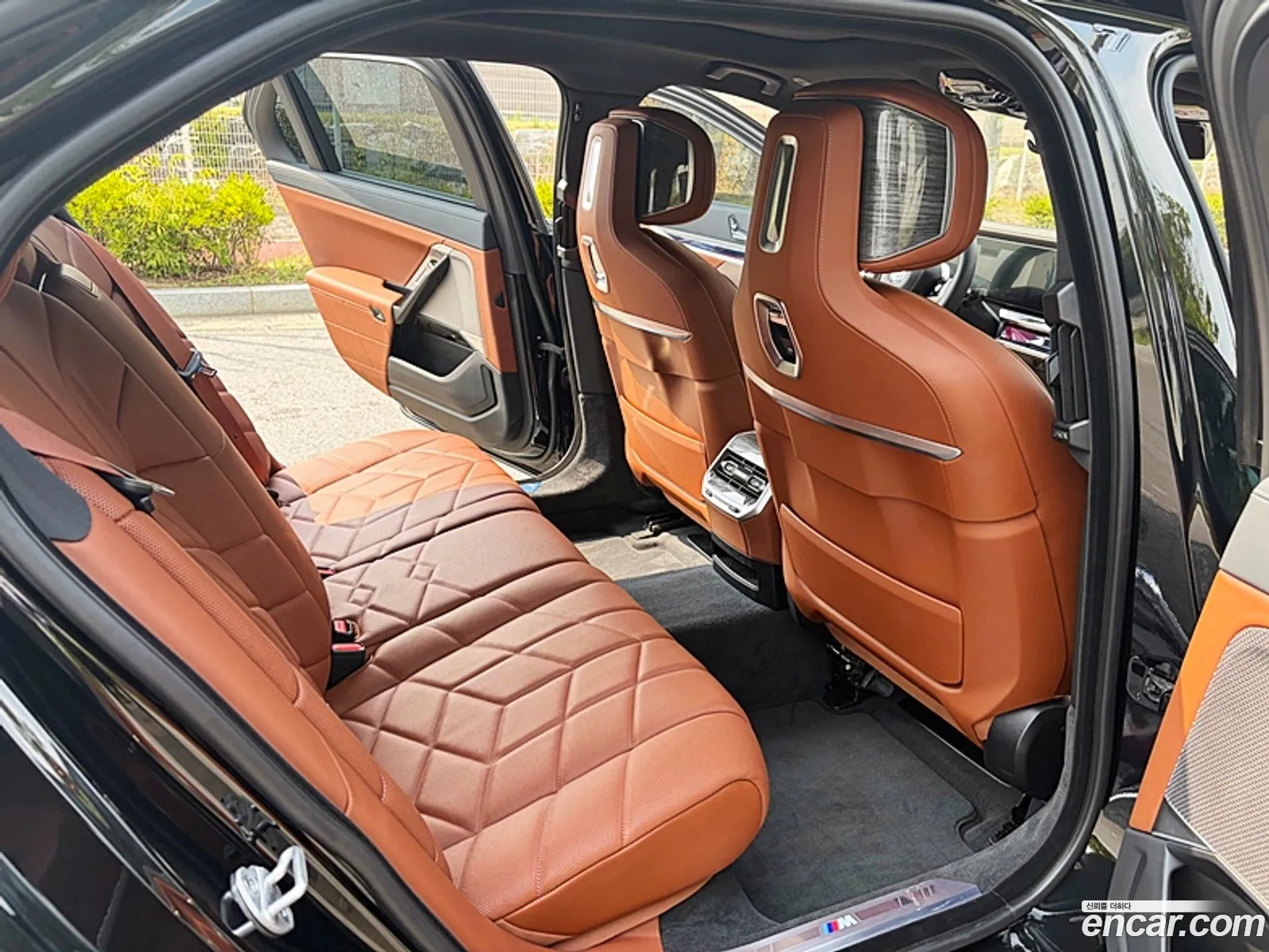 BMW 7 Series 2025 — 18