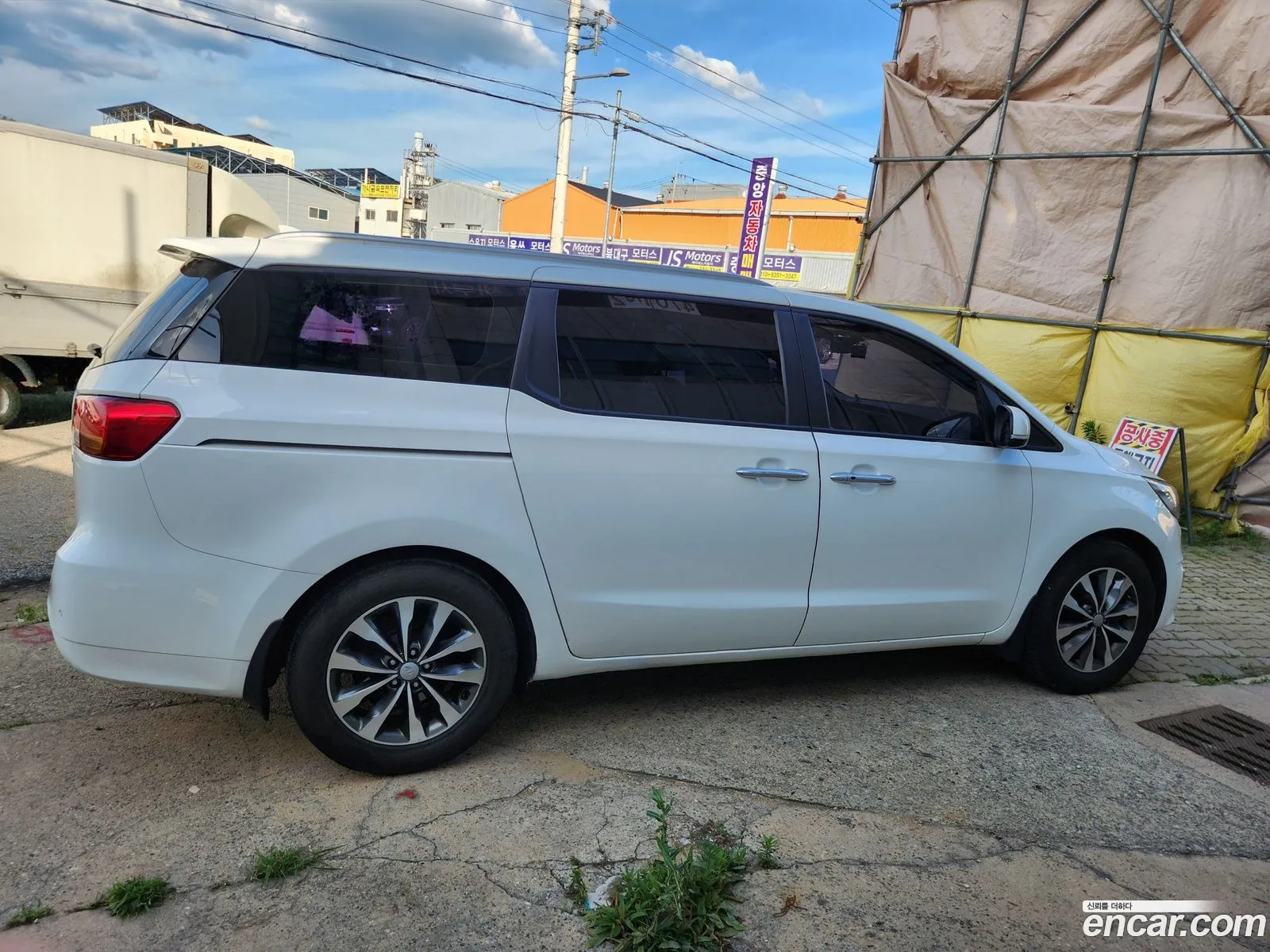 Kia Carnival 2017 — 6
