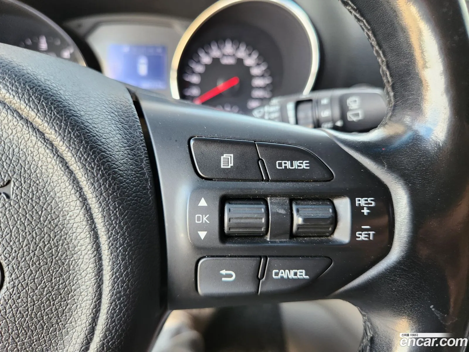 Kia Carnival 2017 — 13