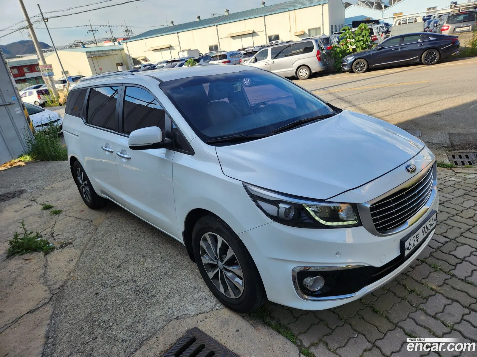 Kia Carnival 2017 — 4