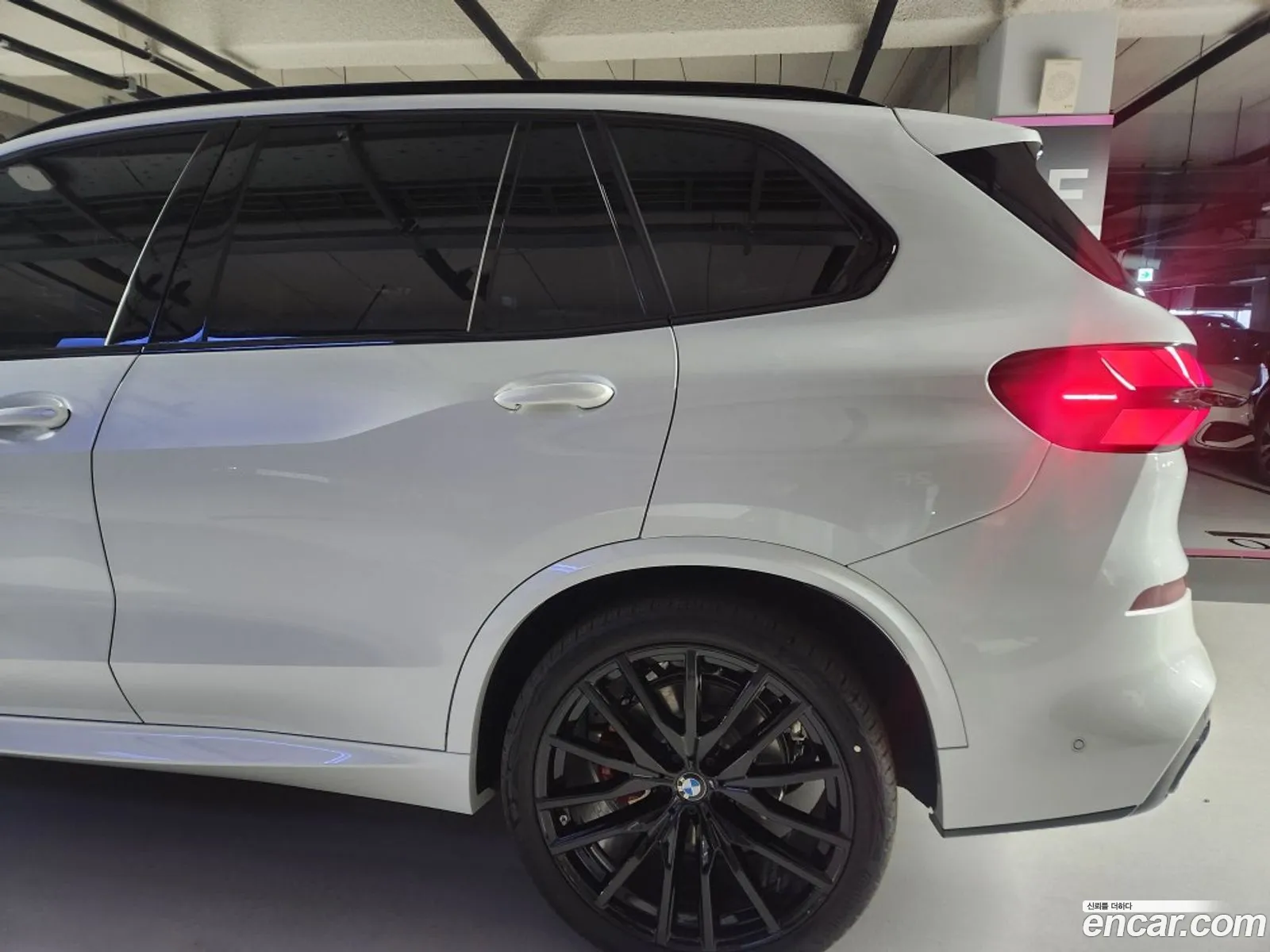 BMW X5 2025 — 11