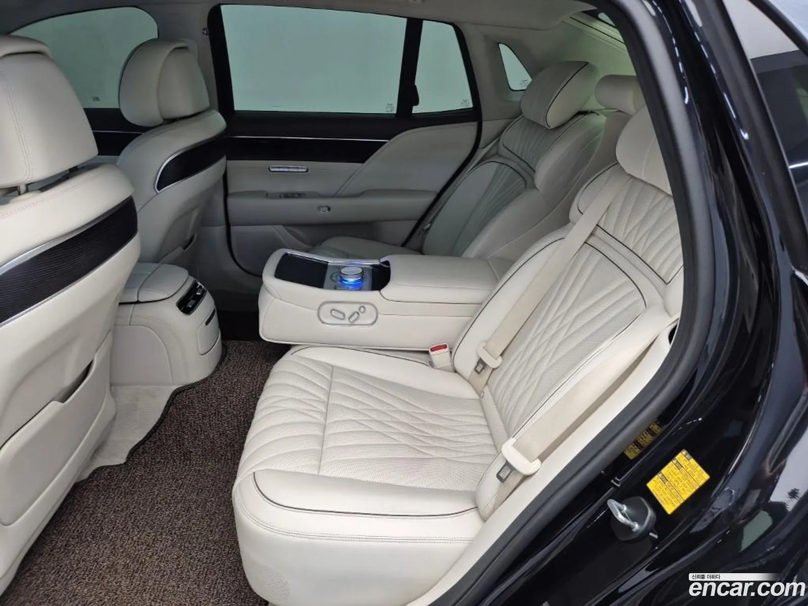 Genesis G90 2023 — 4
