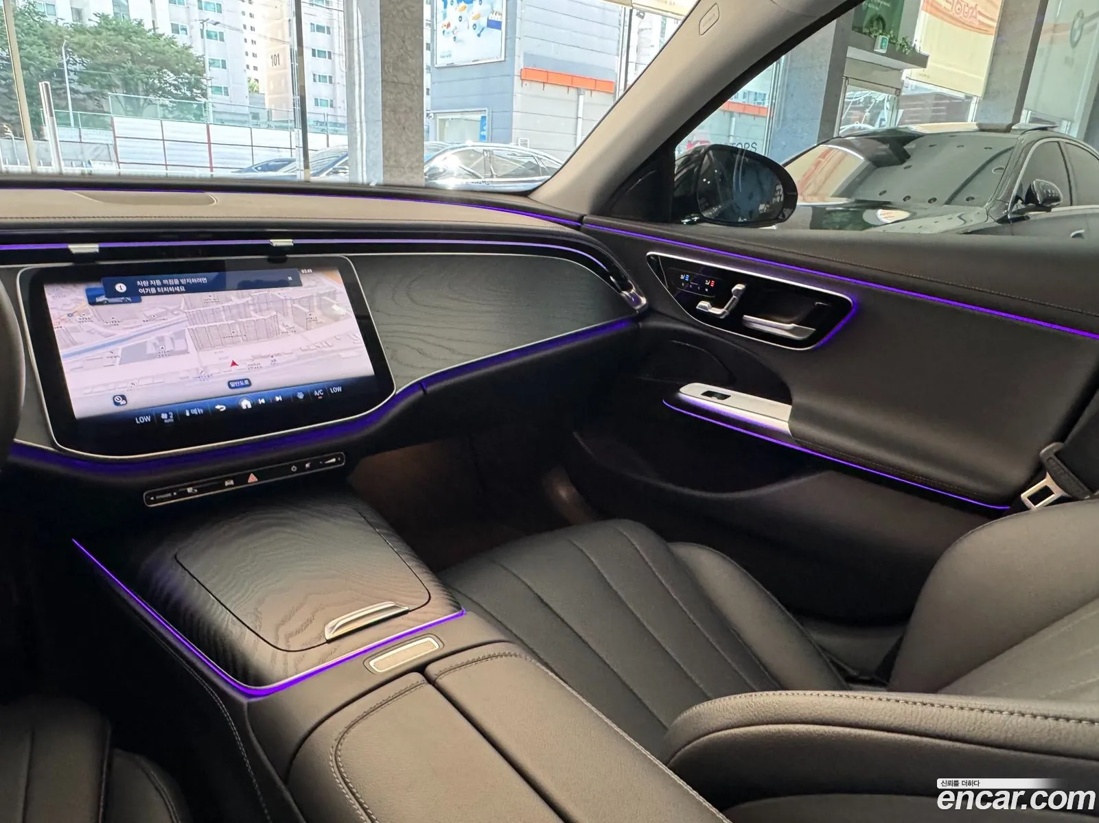 Mercedes-Benz E-Class W214 2024 — 10