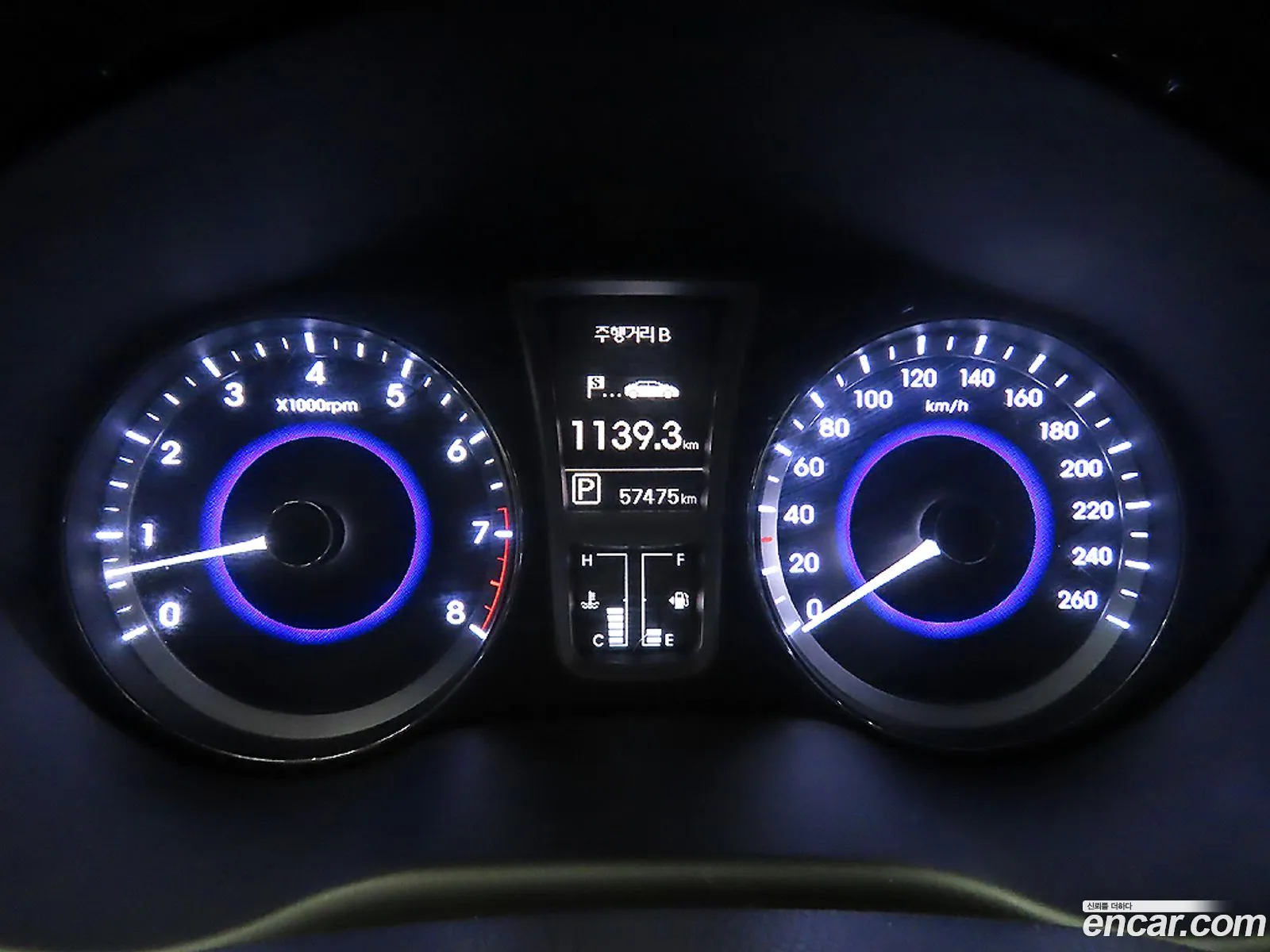 Hyundai Grandeur HG 2012 — 15