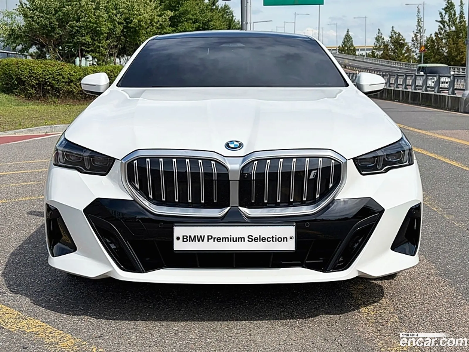 BMW i5 2025 — 19